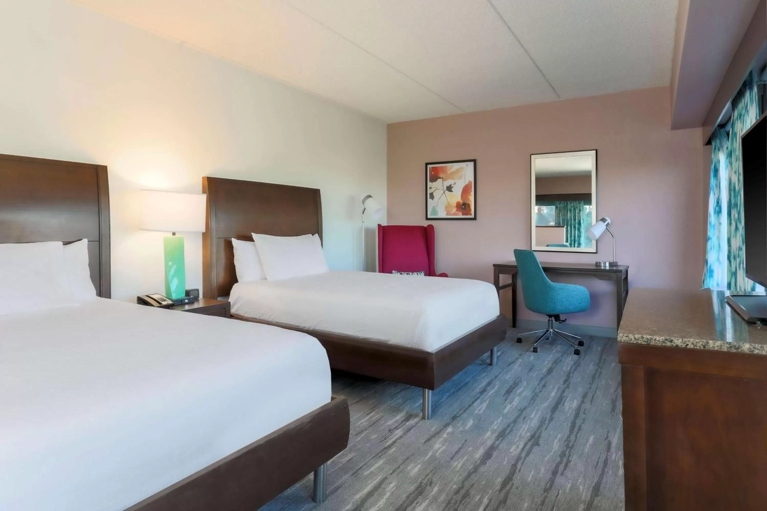 Bed in Hilton Garden Inn Raleigh-Durham/Research Triangle Park