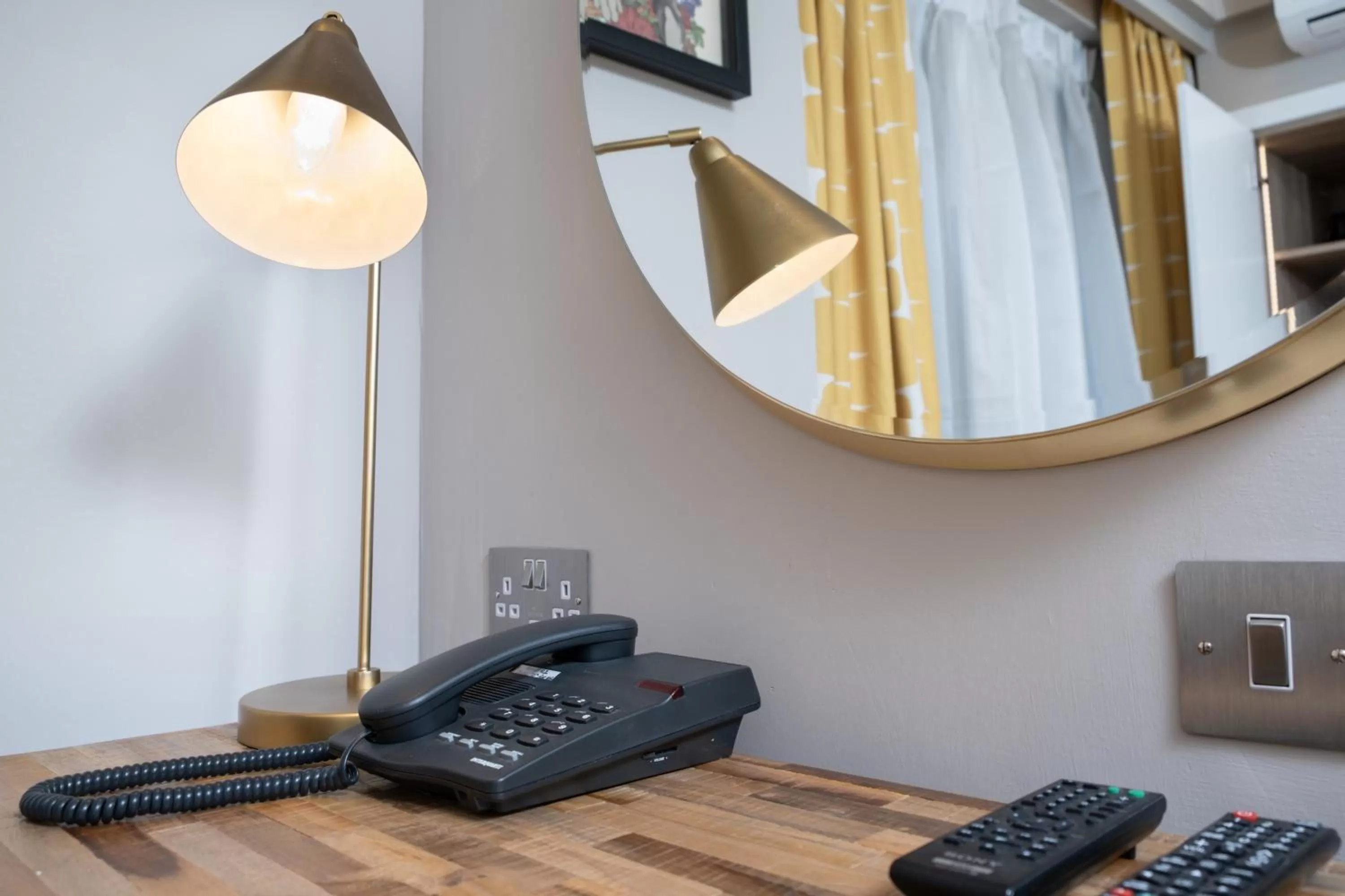 Coffee/tea facilities in Roxford Lodge Hotel