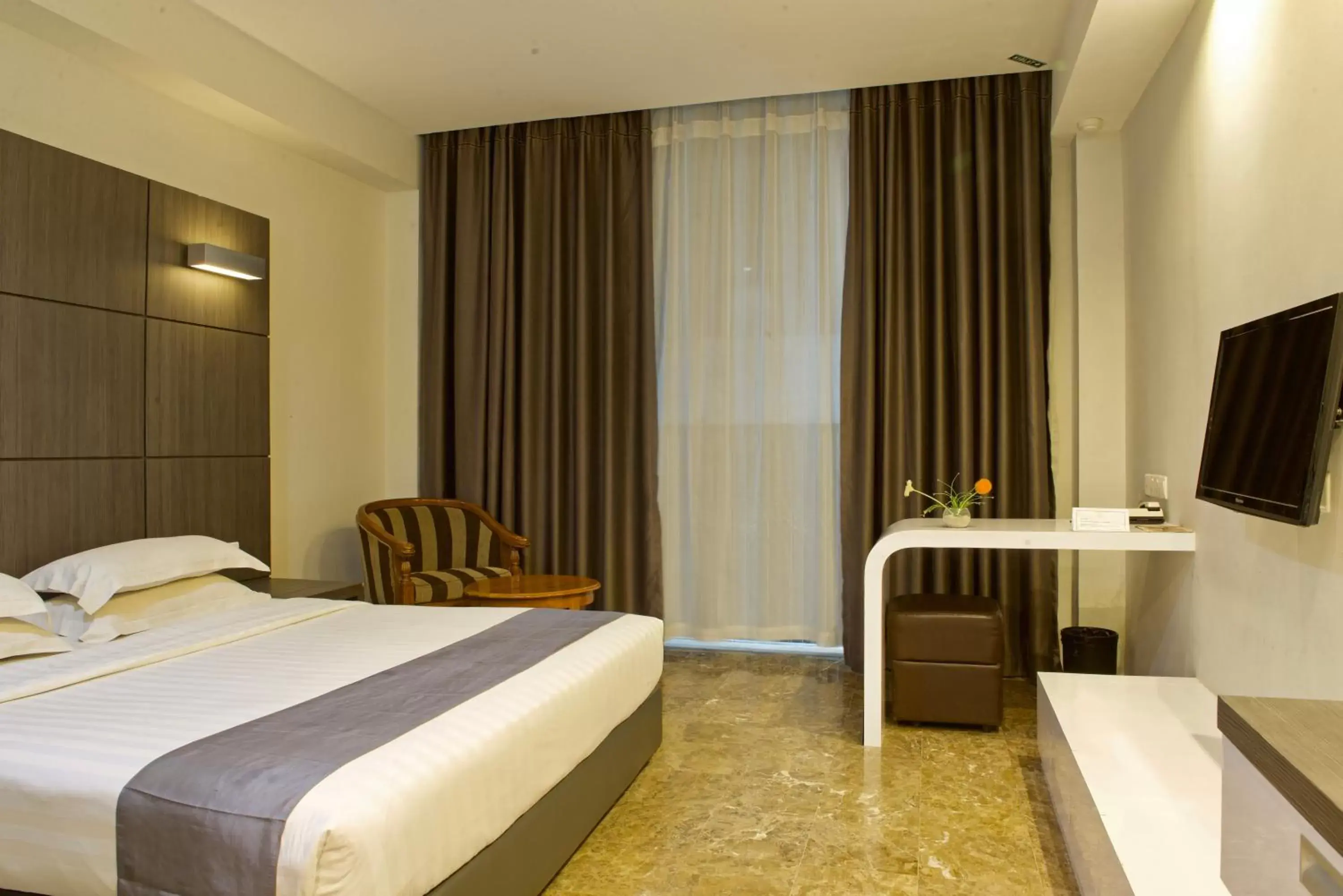 Bed in Dreamtel Jakarta