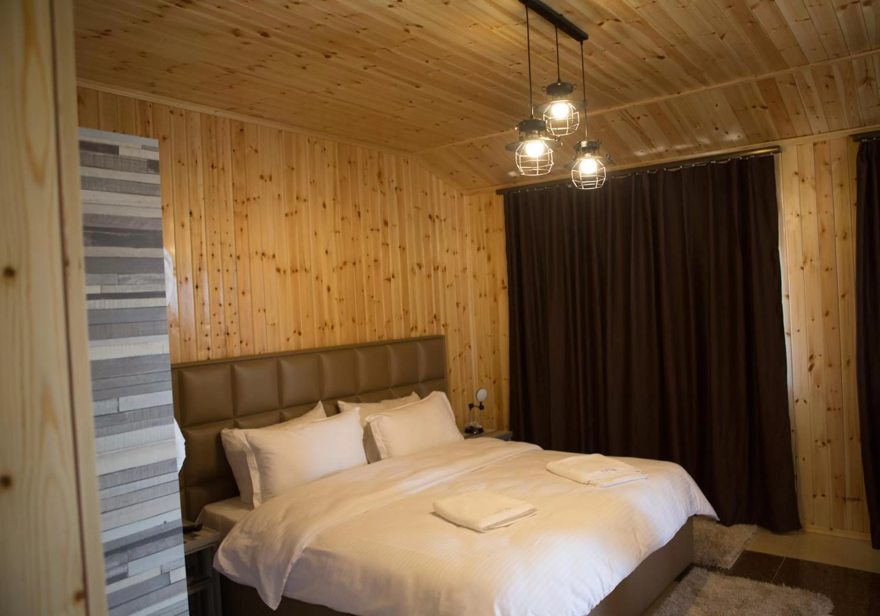 Nearby landmark, Bed in Buna Park Hotel