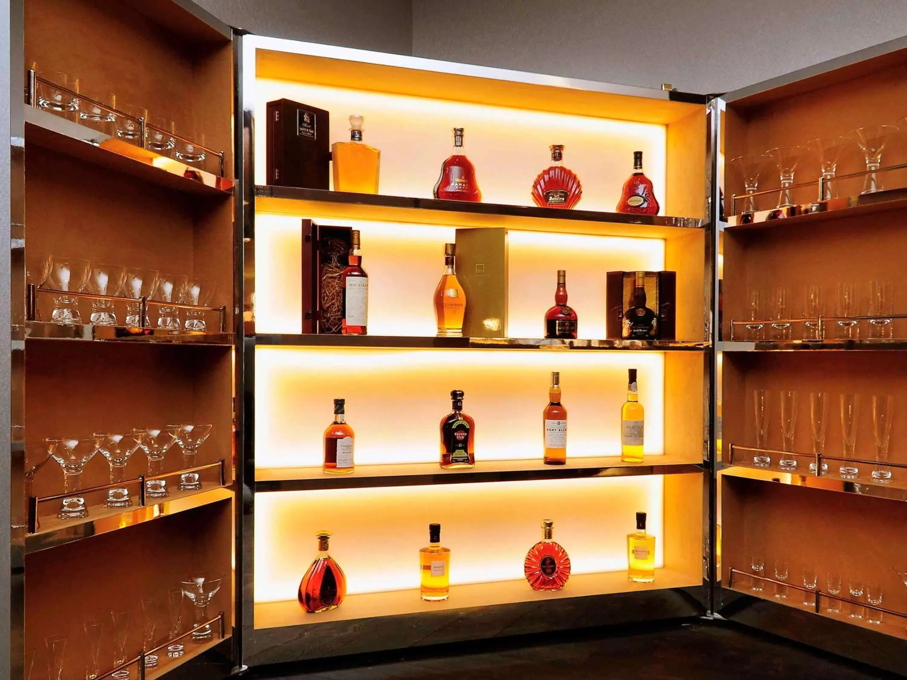 Lounge or bar in Pullman Eindhoven Cocagne Lounge or bar in Pullman Eindhoven Cocagne