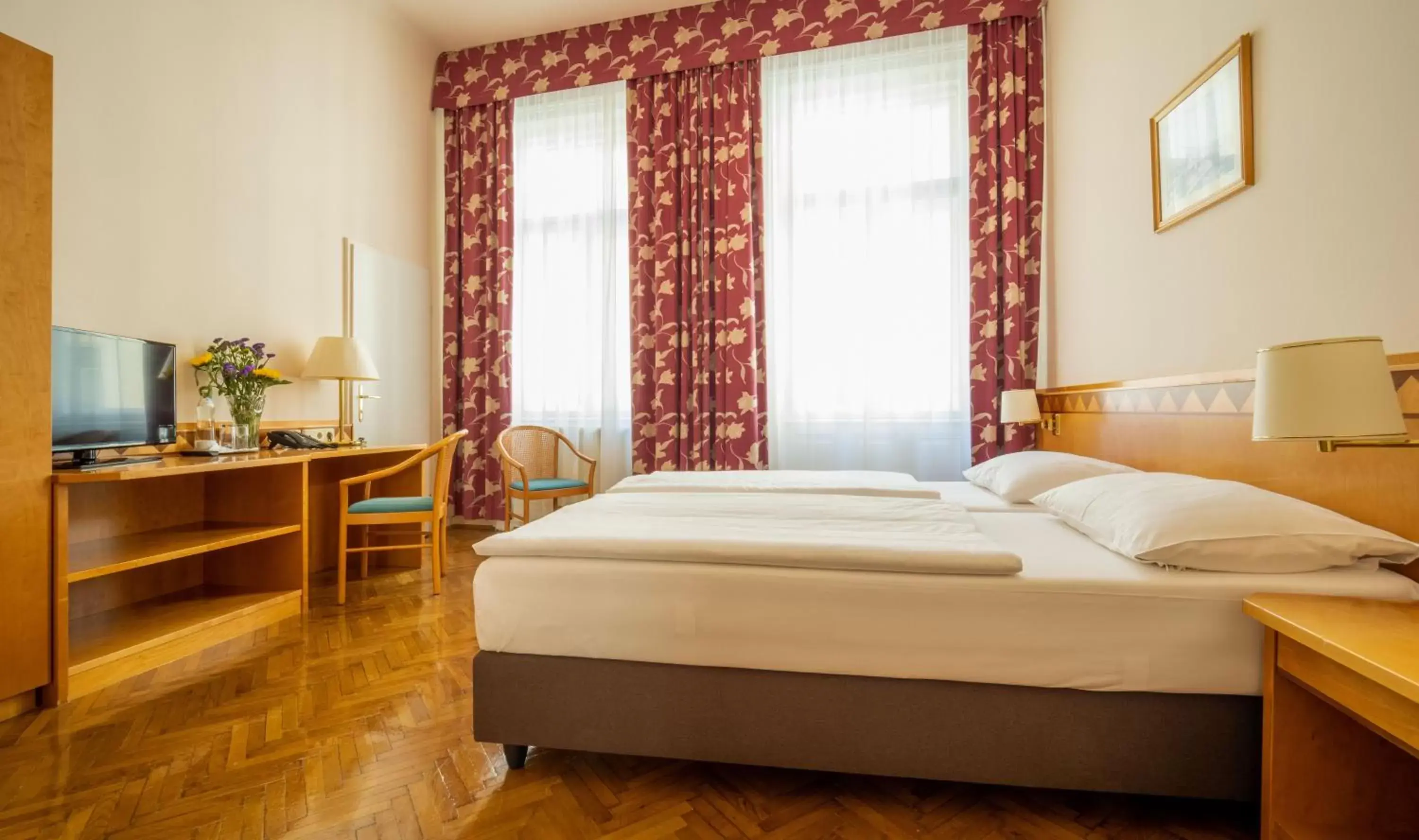 Bedroom, Bed in Hotel Post Wien Bedroom, Bed in Hotel Post Wien