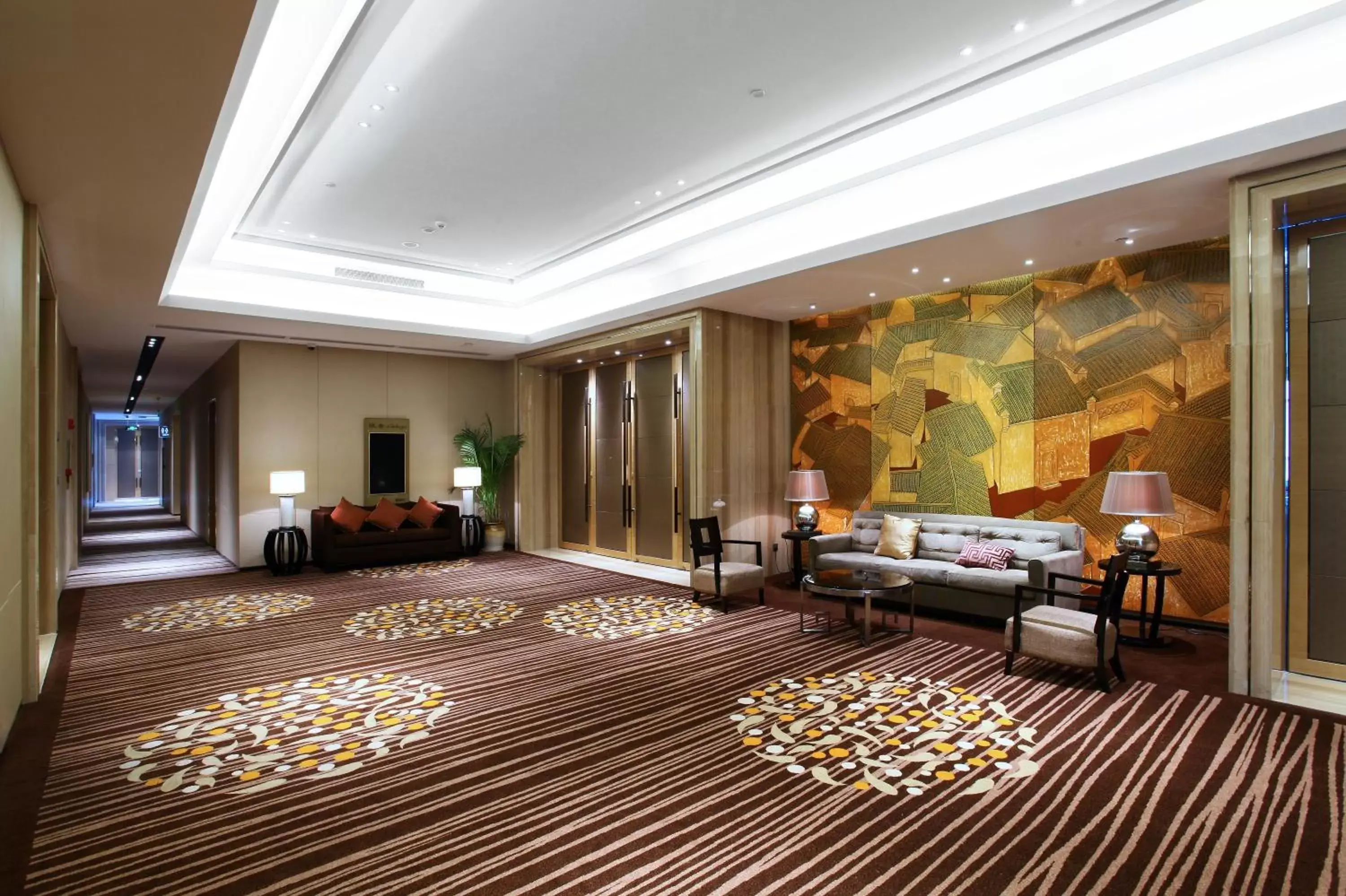 Meeting/conference room in Holiday Inn Chengdu Oriental Plaza, an IHG Hotel