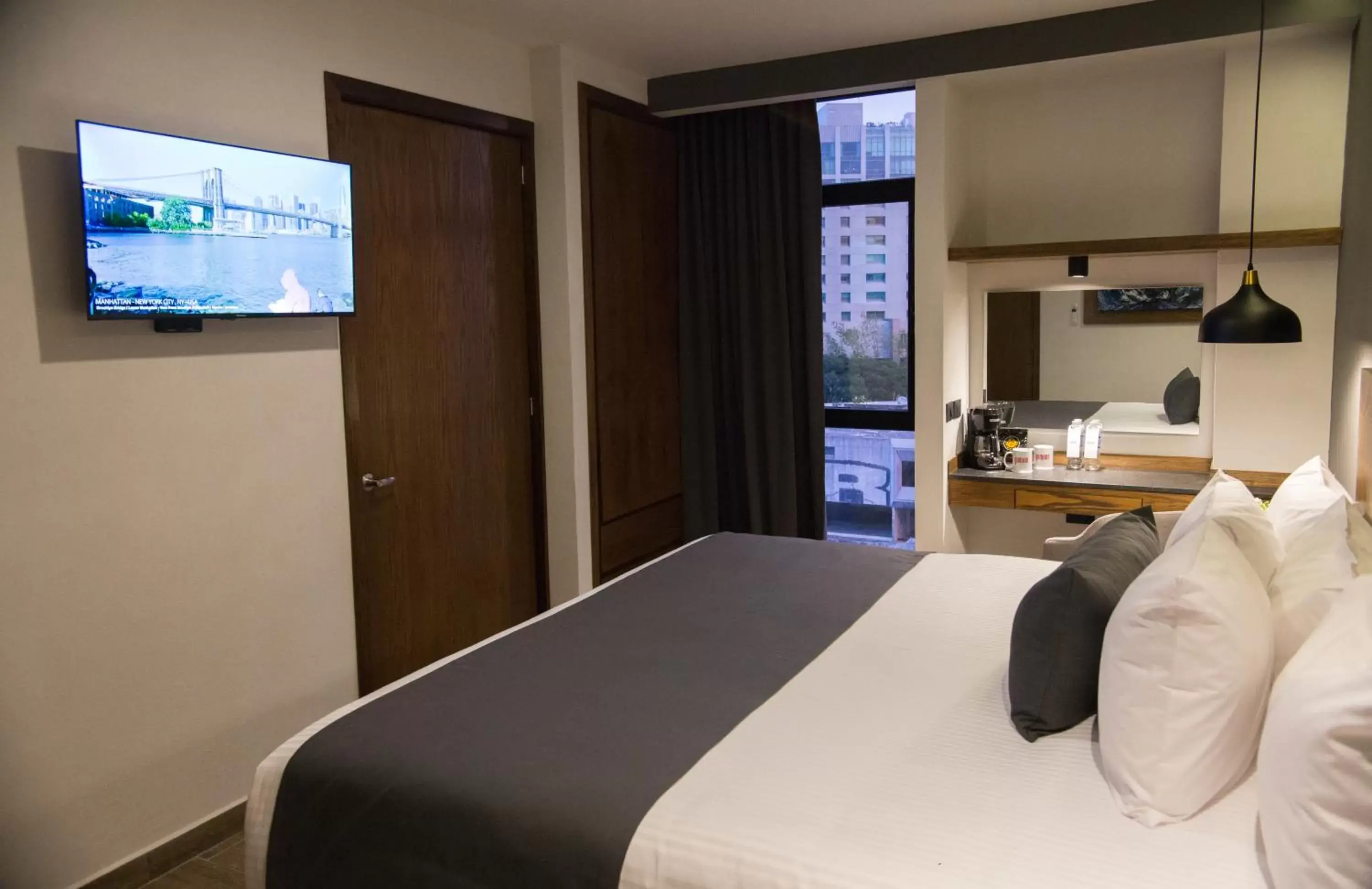 Bed in Gumont Guadalajara López Mateos - Minerva Bed in Gumont Guadalajara López Mateos - Minerva