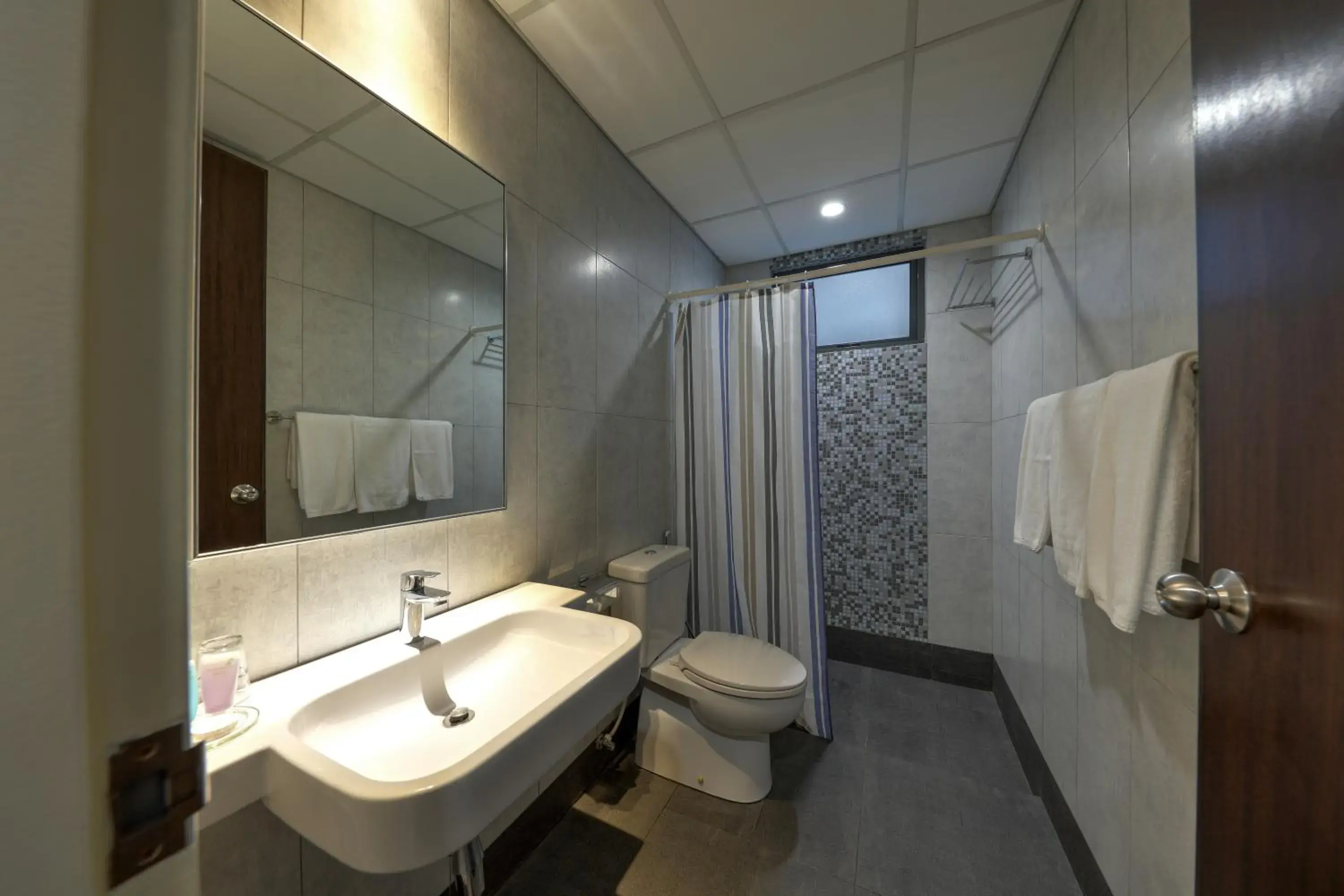 Shower in Acappella Suite Hotel, Shah Alam