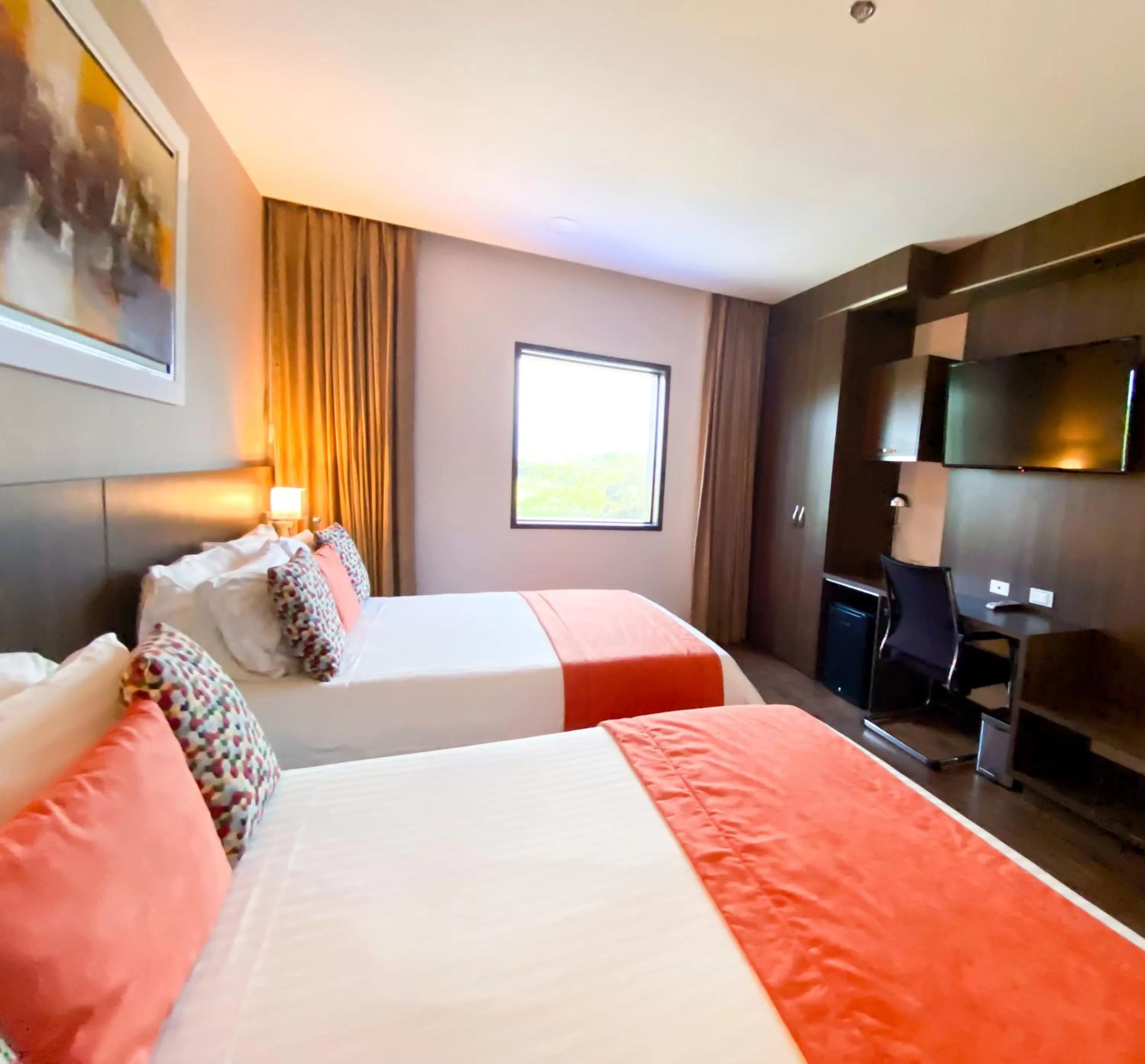 Bed in Hotel Real Elim International