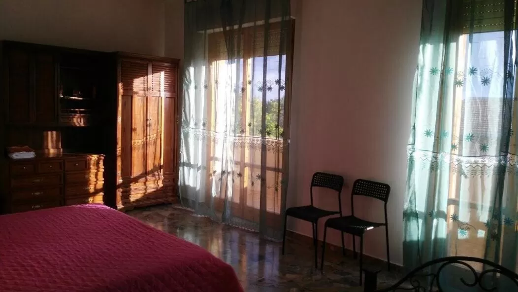 Decorative detail, Bed in Il Giardino del Gallo