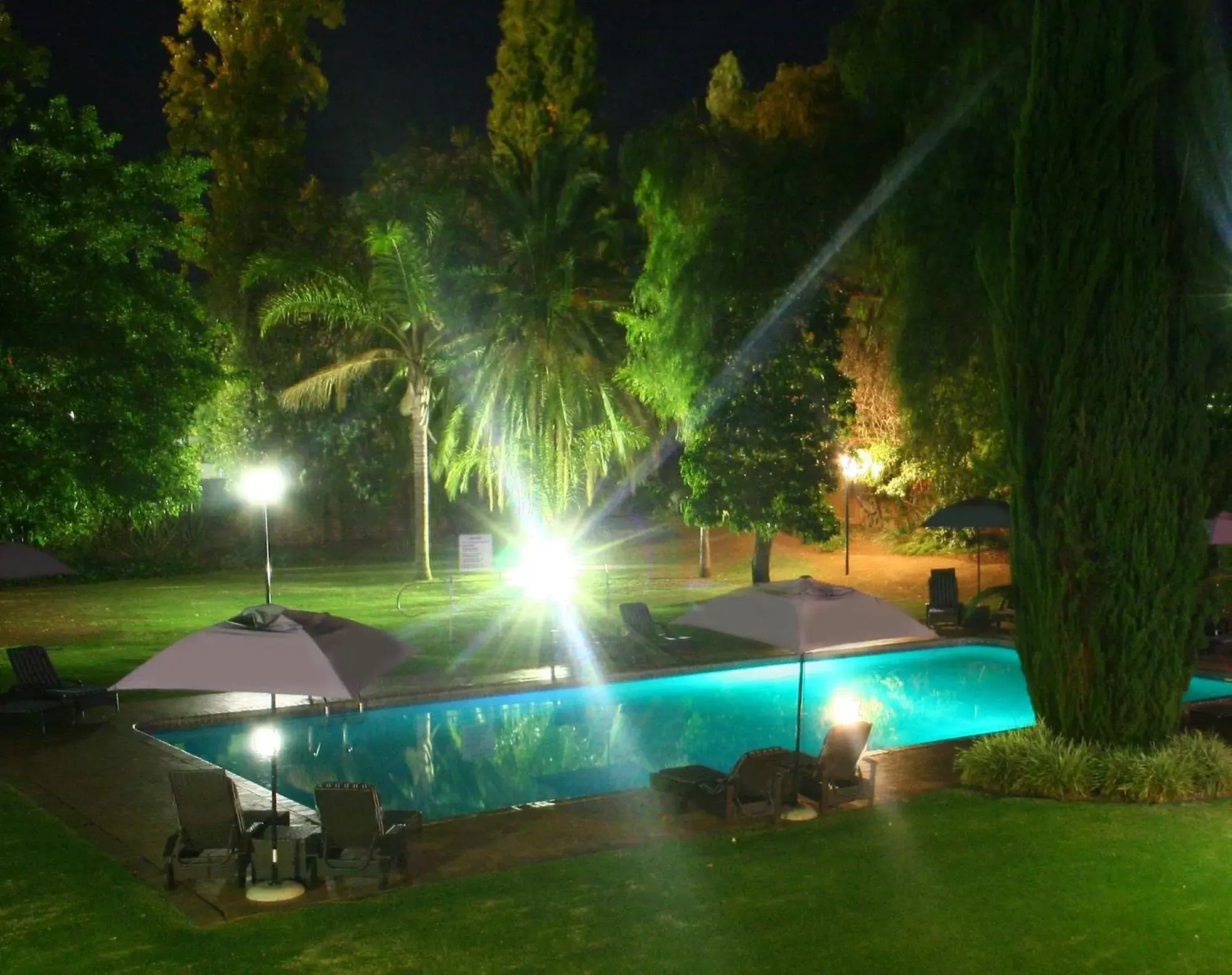 Night, Swimming Pool in Oudtshoorn Inn Hotel