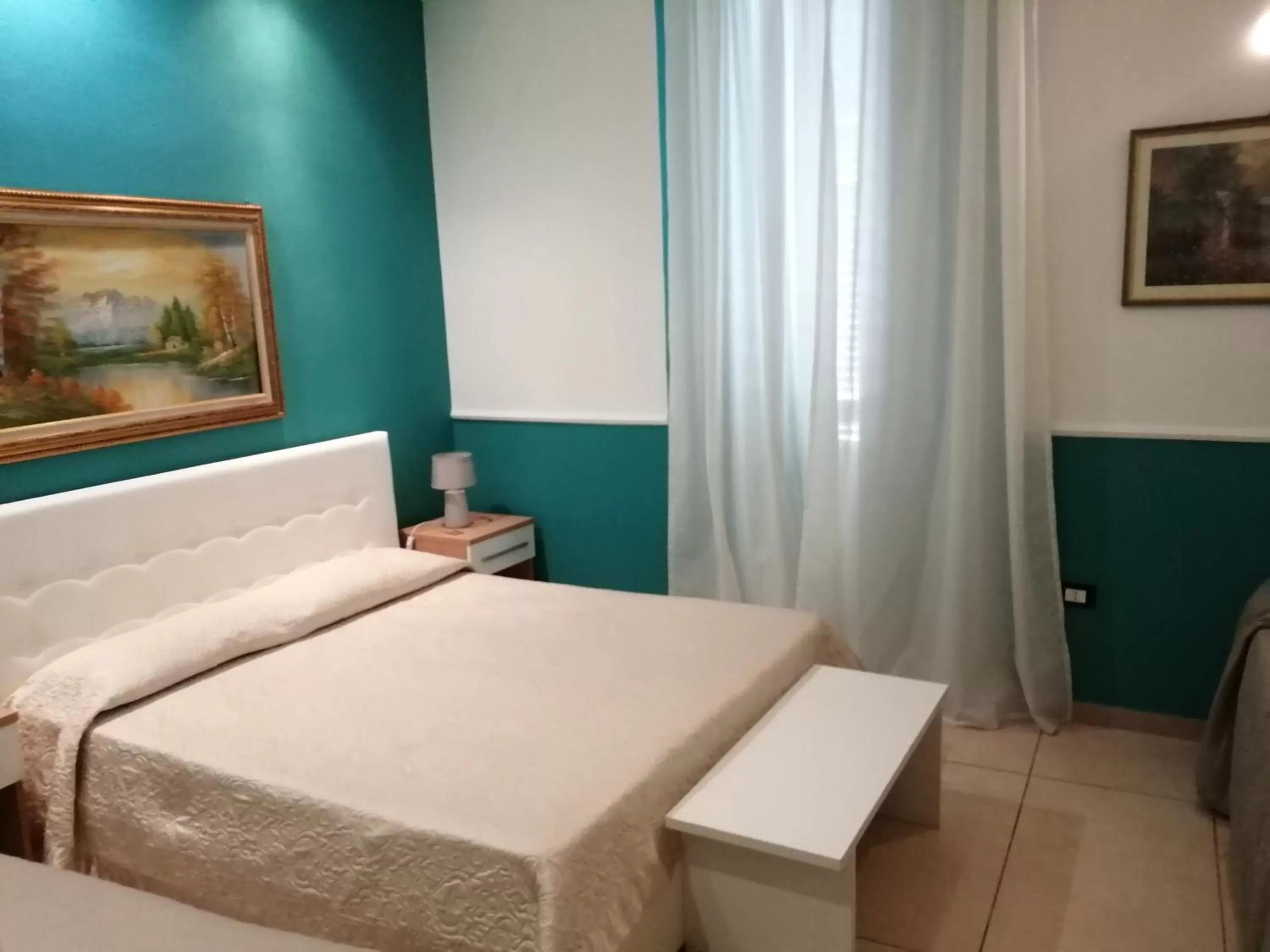 Room Photo in Golden Rooms