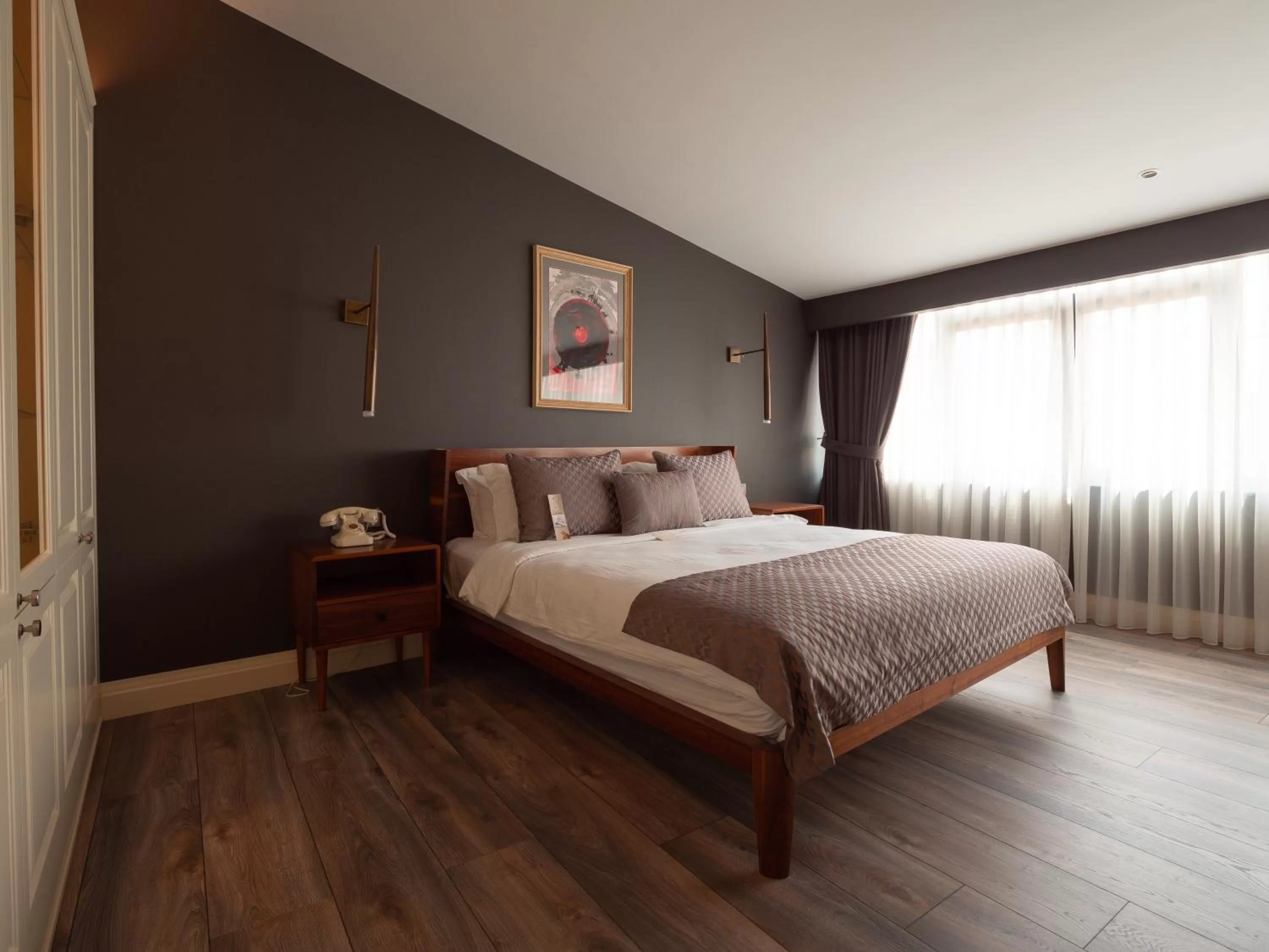 Bed in Hotel Miniature - Ottoman Mansion