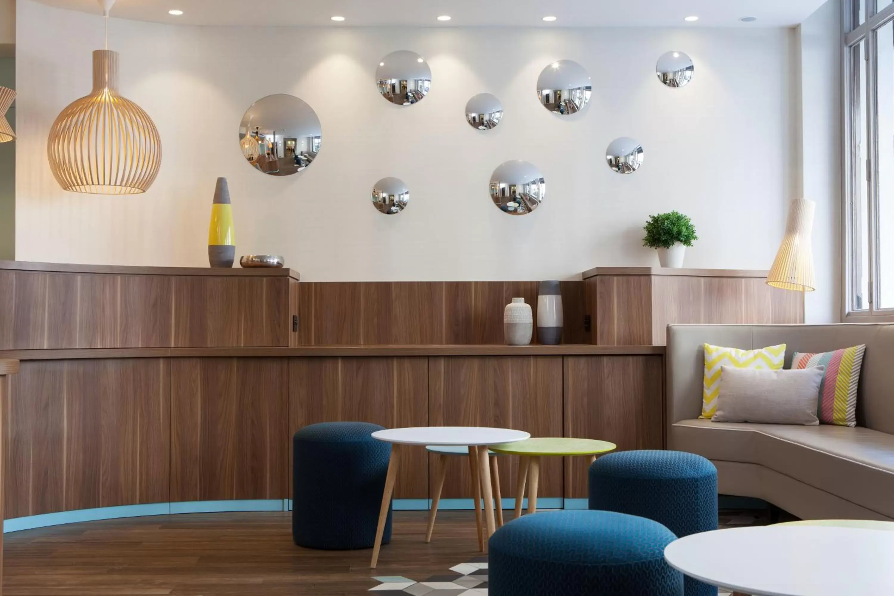 Lounge or bar in Hotel des Nations Saint Germain Lounge or bar in Hotel des Nations Saint Germain