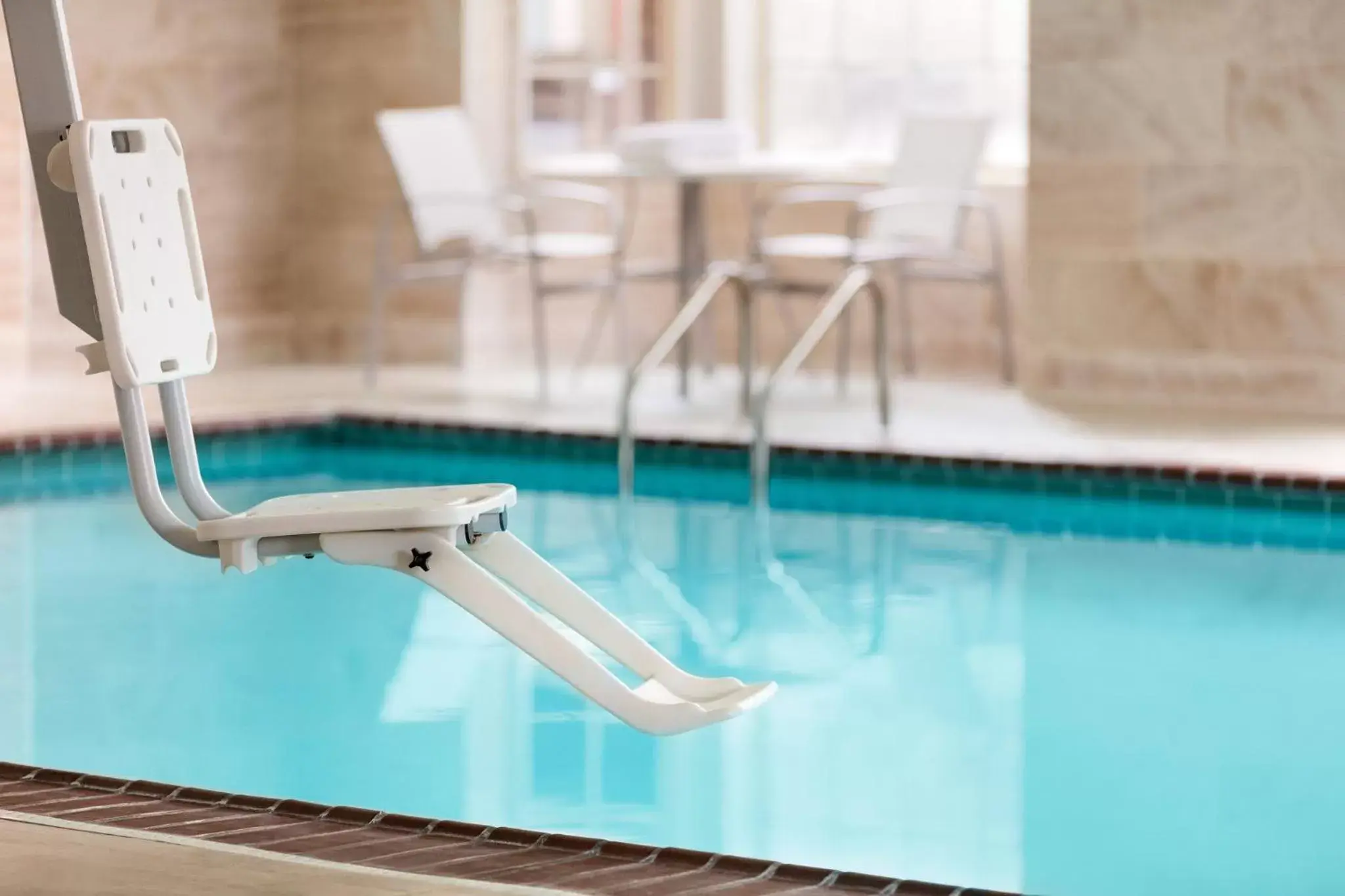 Swimming pool in Staybridge Suites Fort Wayne by IHG Swimming pool in Staybridge Suites Fort Wayne by IHG