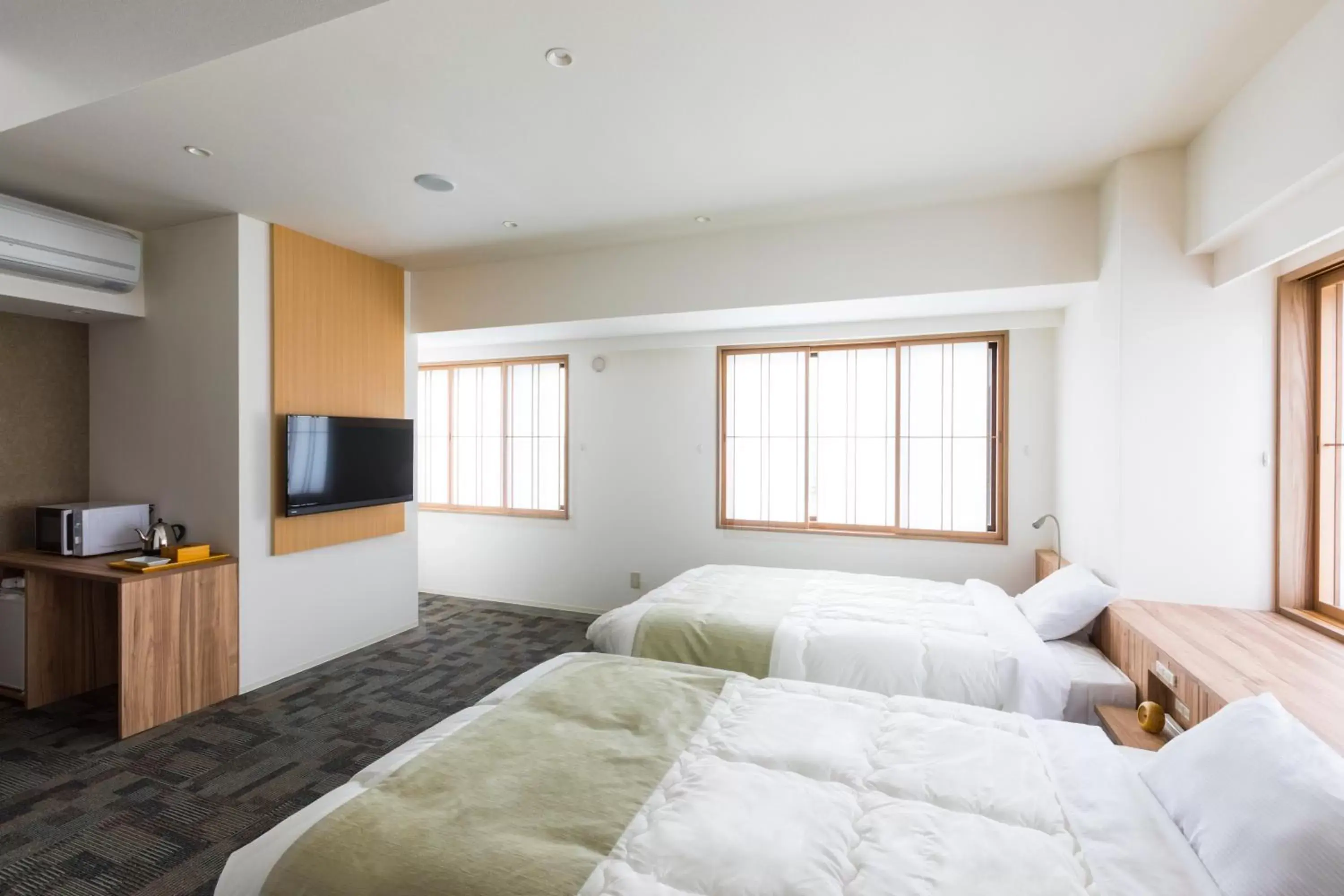 Bedroom, Bed in New Tomakomai Prince Hotel NAGOMI