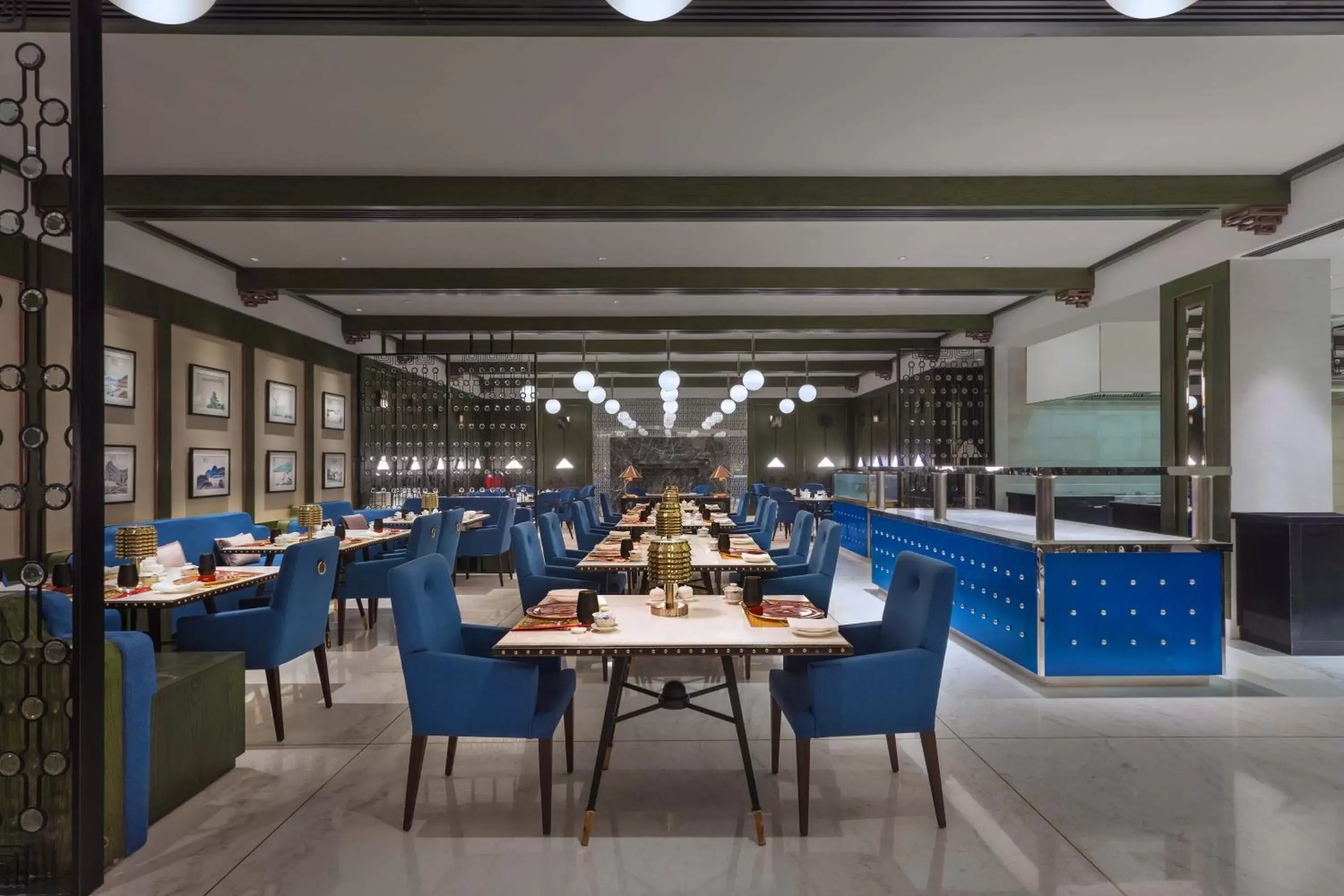 Restaurant/Places to Eat in ITC Narmada, a Luxury Collection Hotel, Ahmedabad