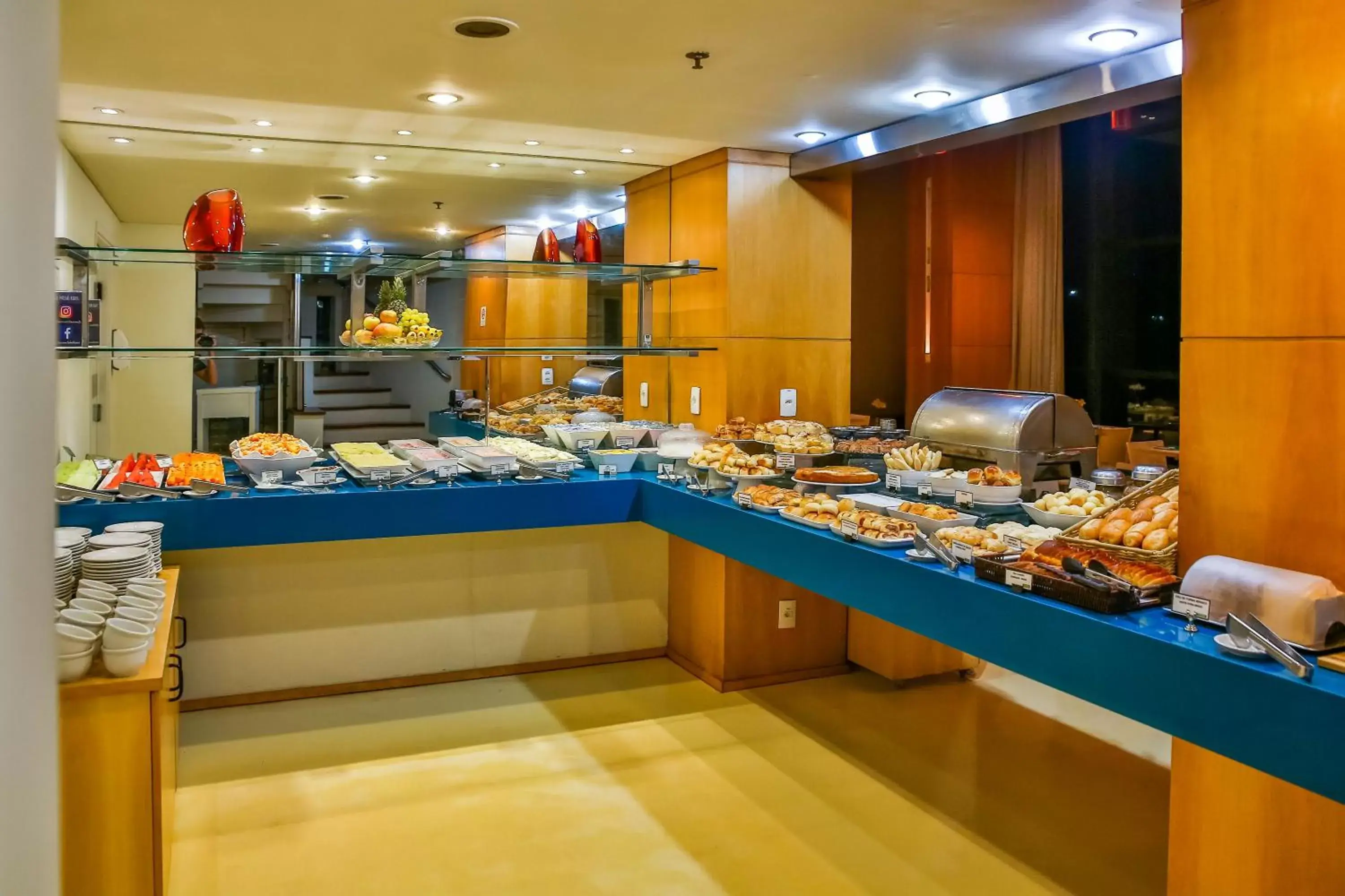 Breakfast, Restaurant/Places to Eat in Comfort Suites Brasília