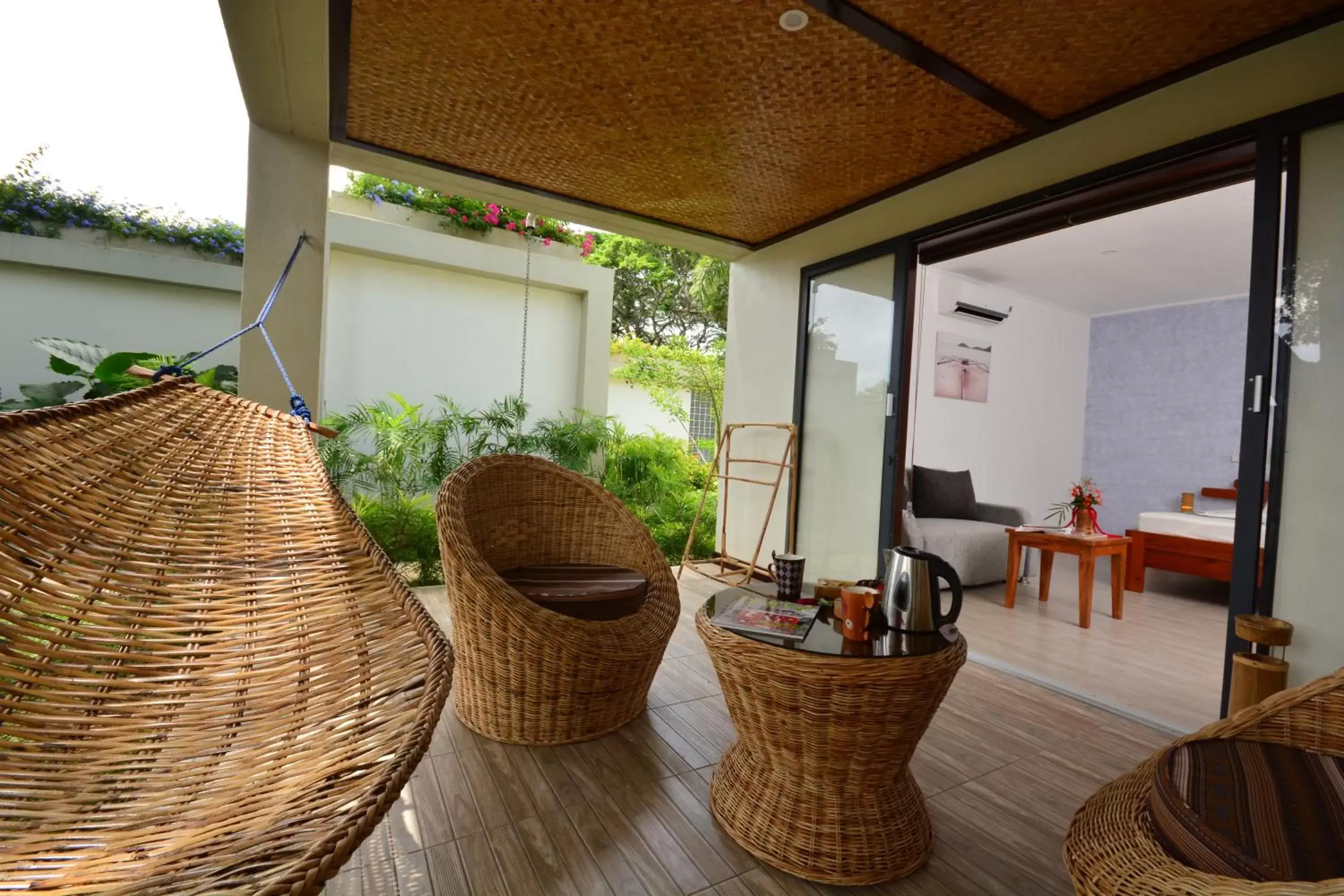 Balcony/Terrace in Munting Paraiso