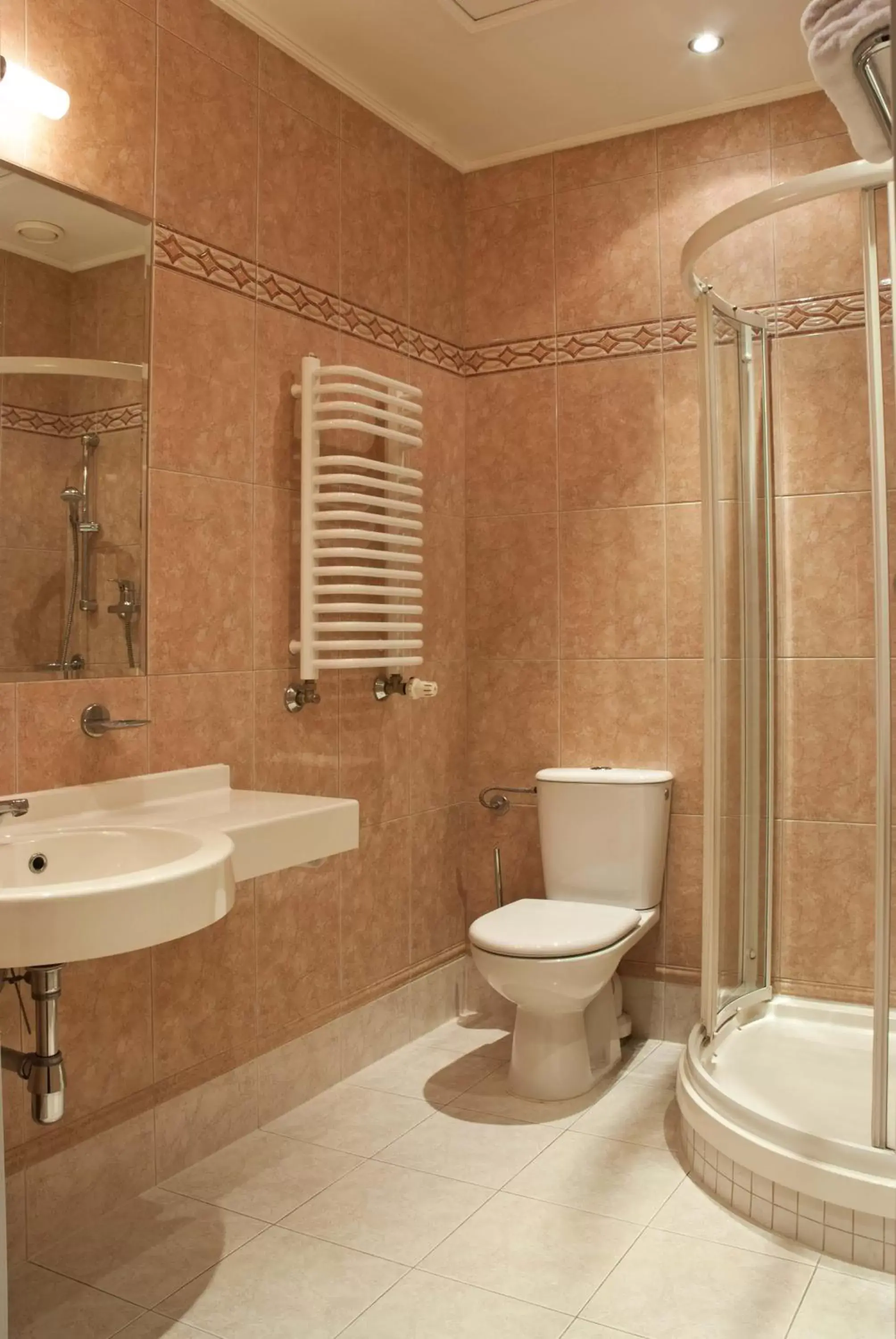 Bathroom in Hotel Hetman