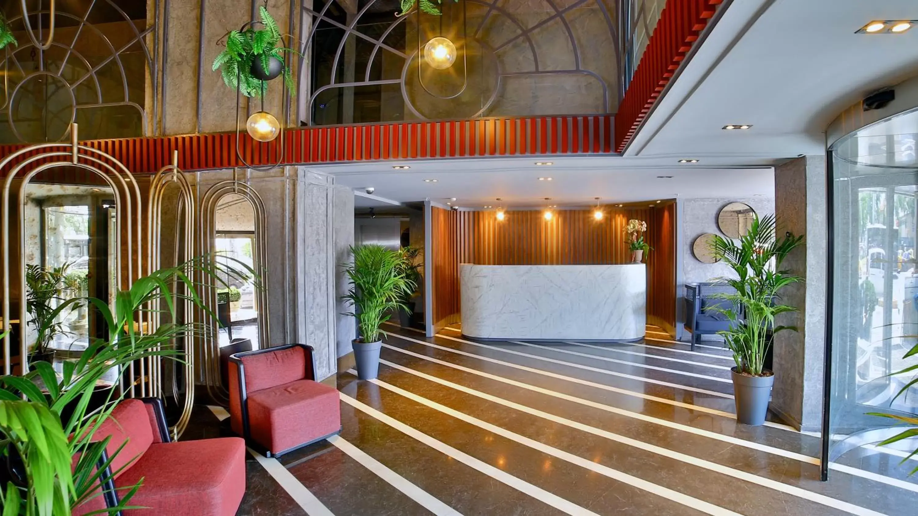 Lobby or reception in Zimmer Bosphorus Hotel