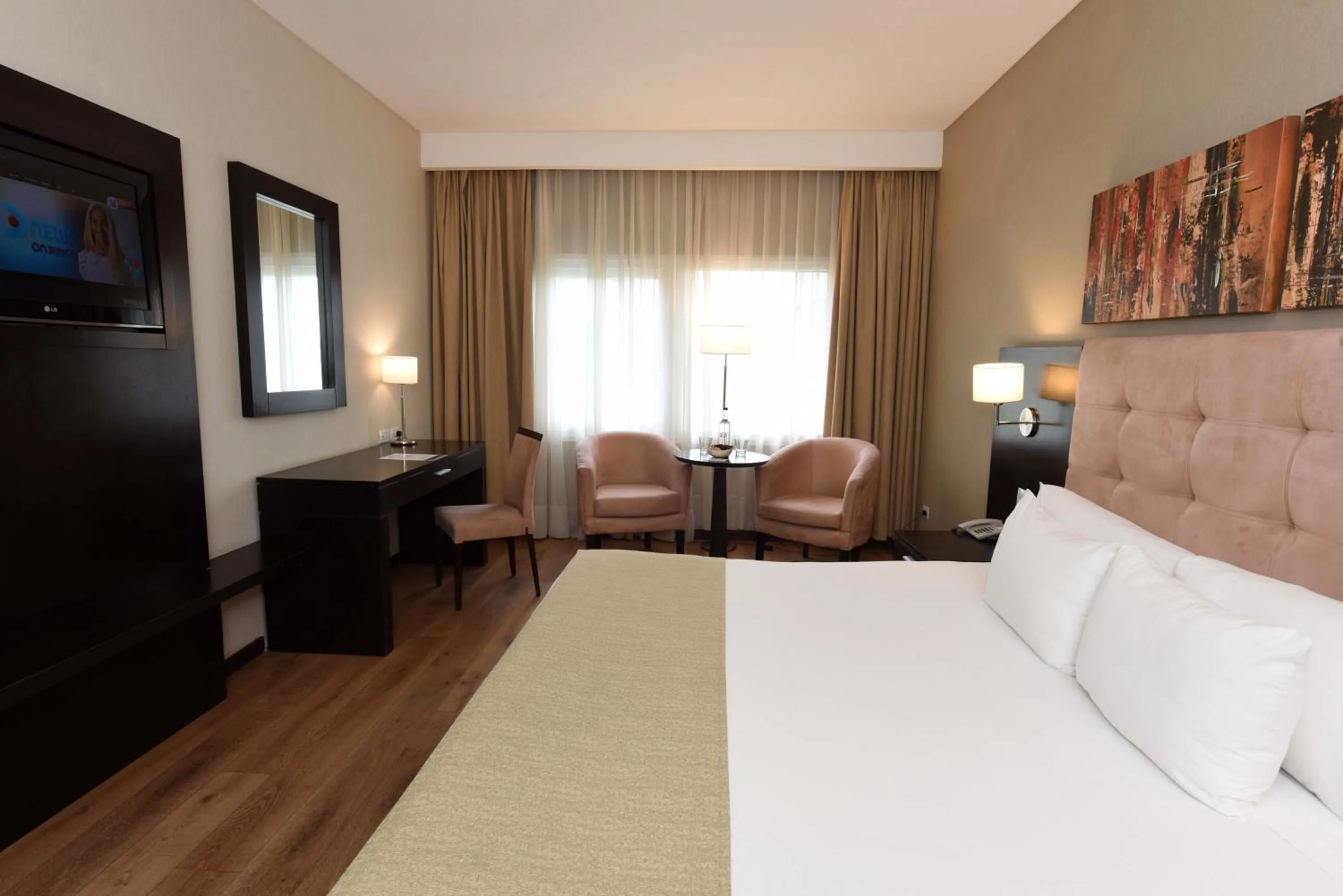 Bed in Howard Johnson Resort & Convention Center Ezeiza