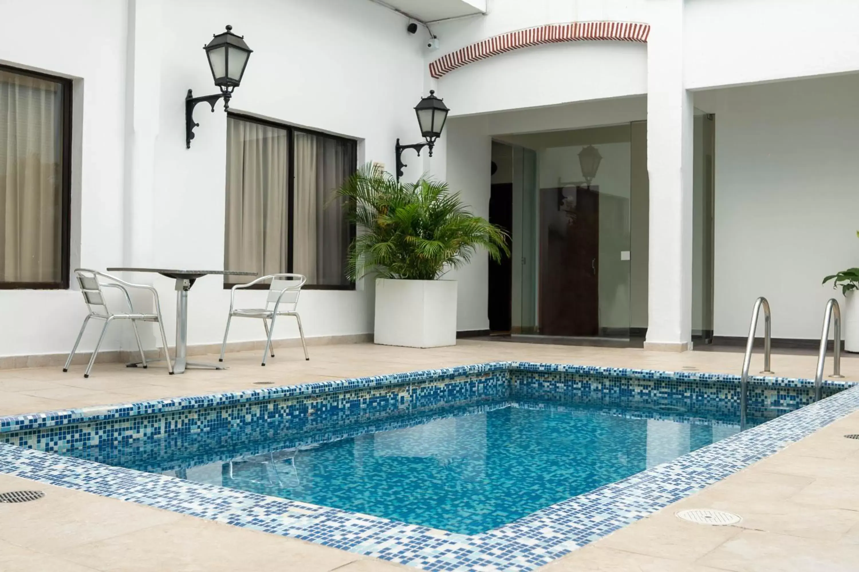 Swimming Pool in Hotel Virrey Cartagena