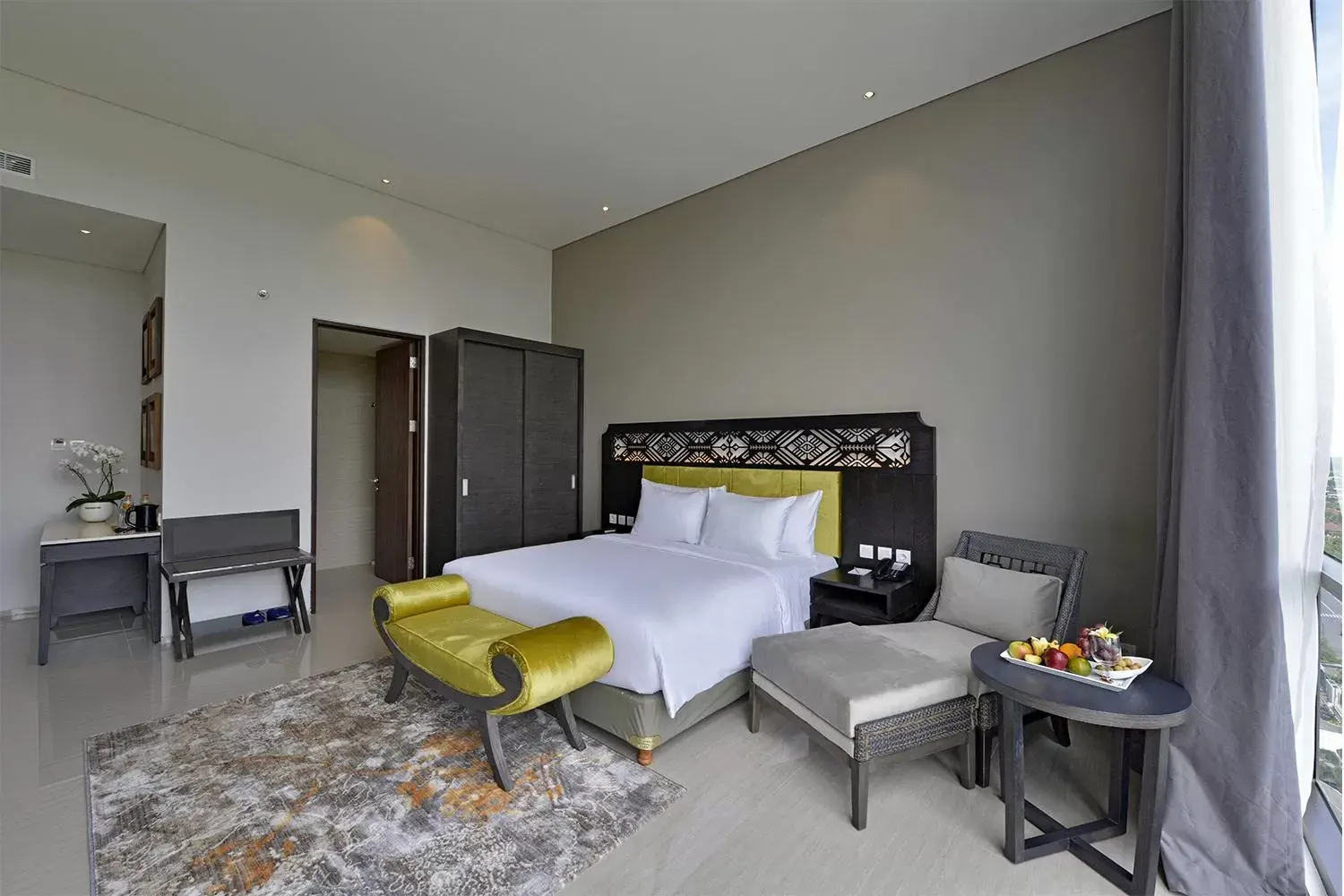 Bed in Lombok Astoria Hotel