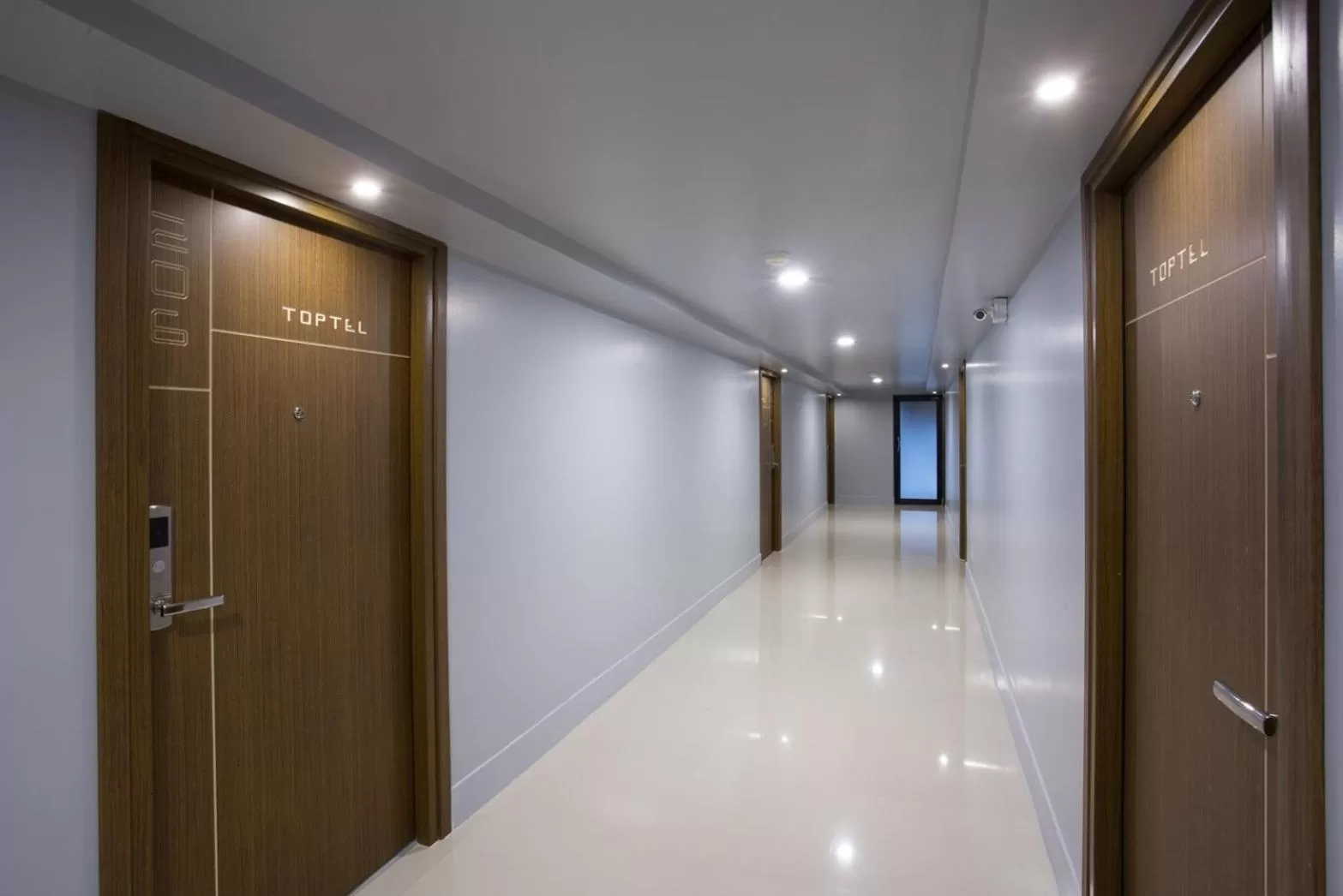 On site in Toptel Thaphra - ท็อปเทล ท่าพระ