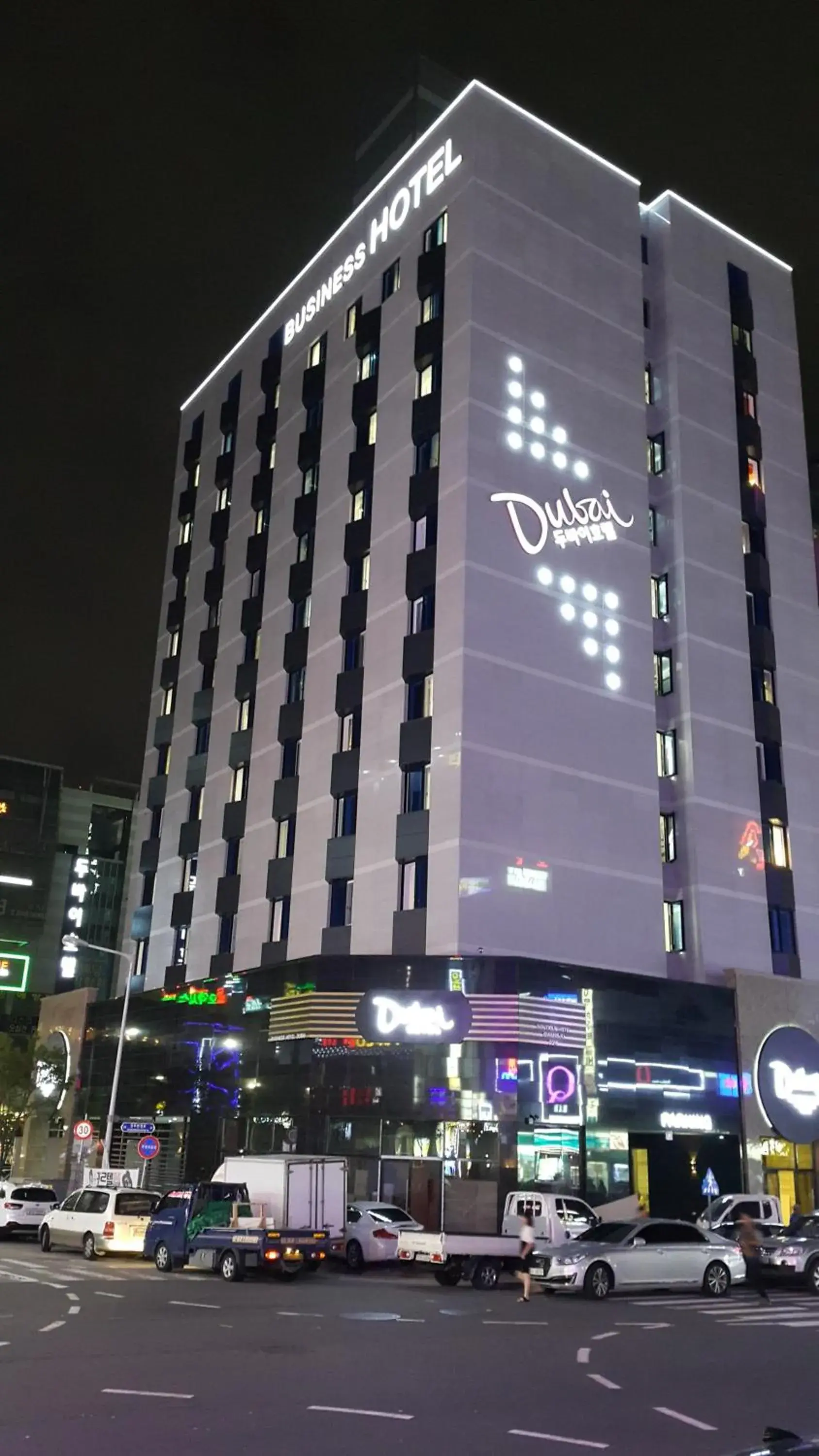 Property building in Dubai Hotel (Korea Quality)