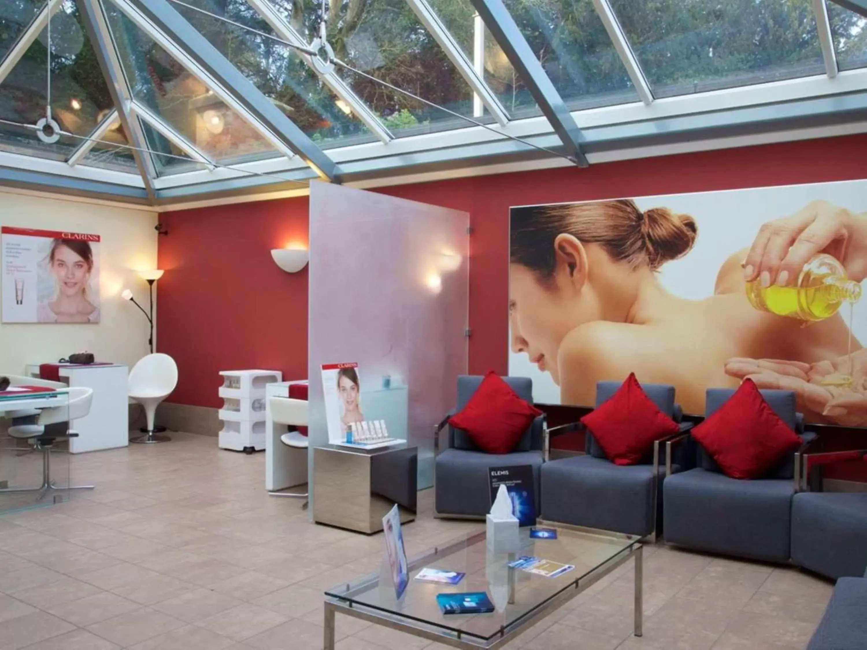 Spa and wellness centre/facilities, Restaurant/Places to Eat in The Welcombe Golf & Spa Hotel
