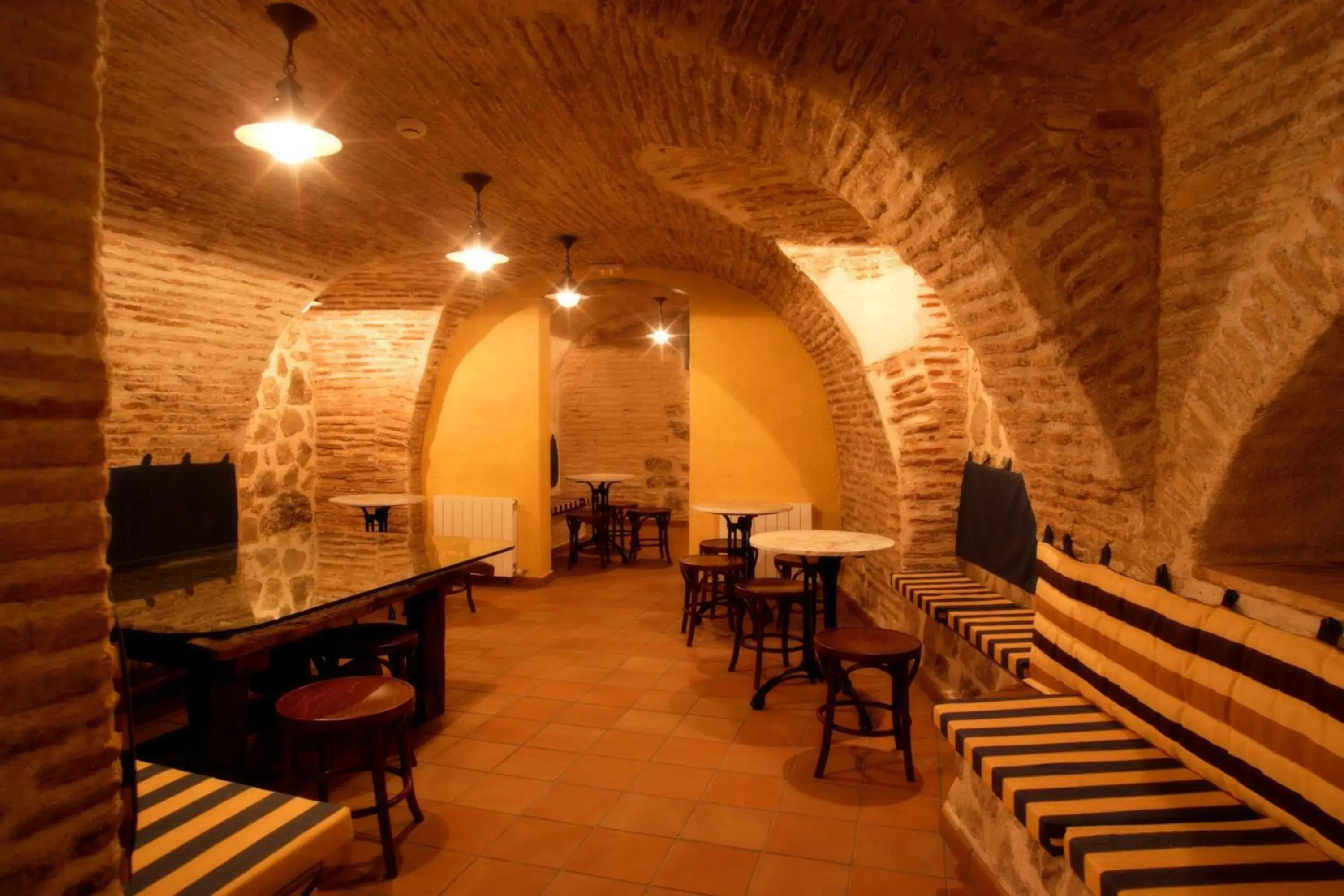 Lounge or bar in Eurico Lounge or bar in Eurico