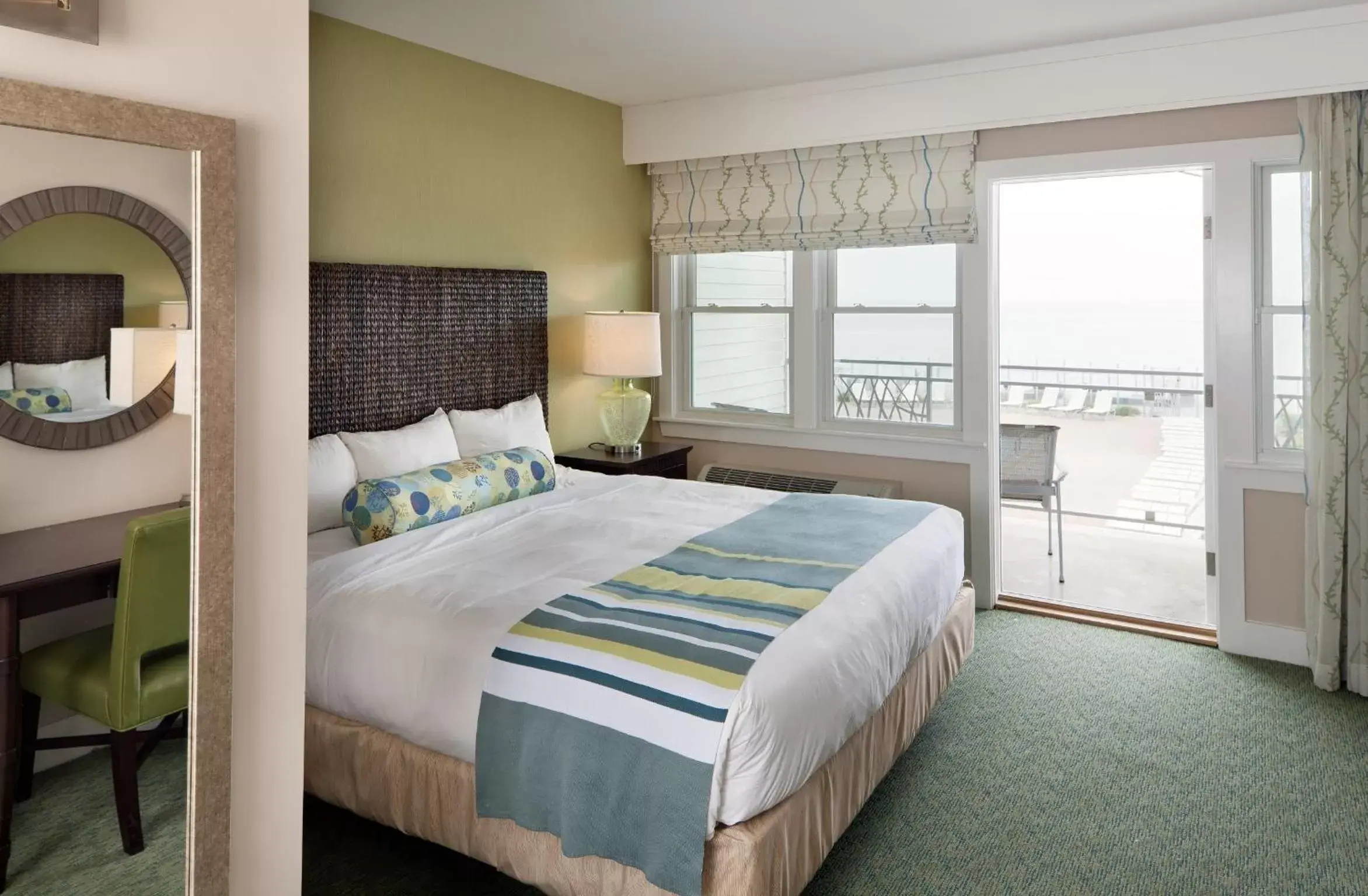Bed in Sea Crest Beach Hotel