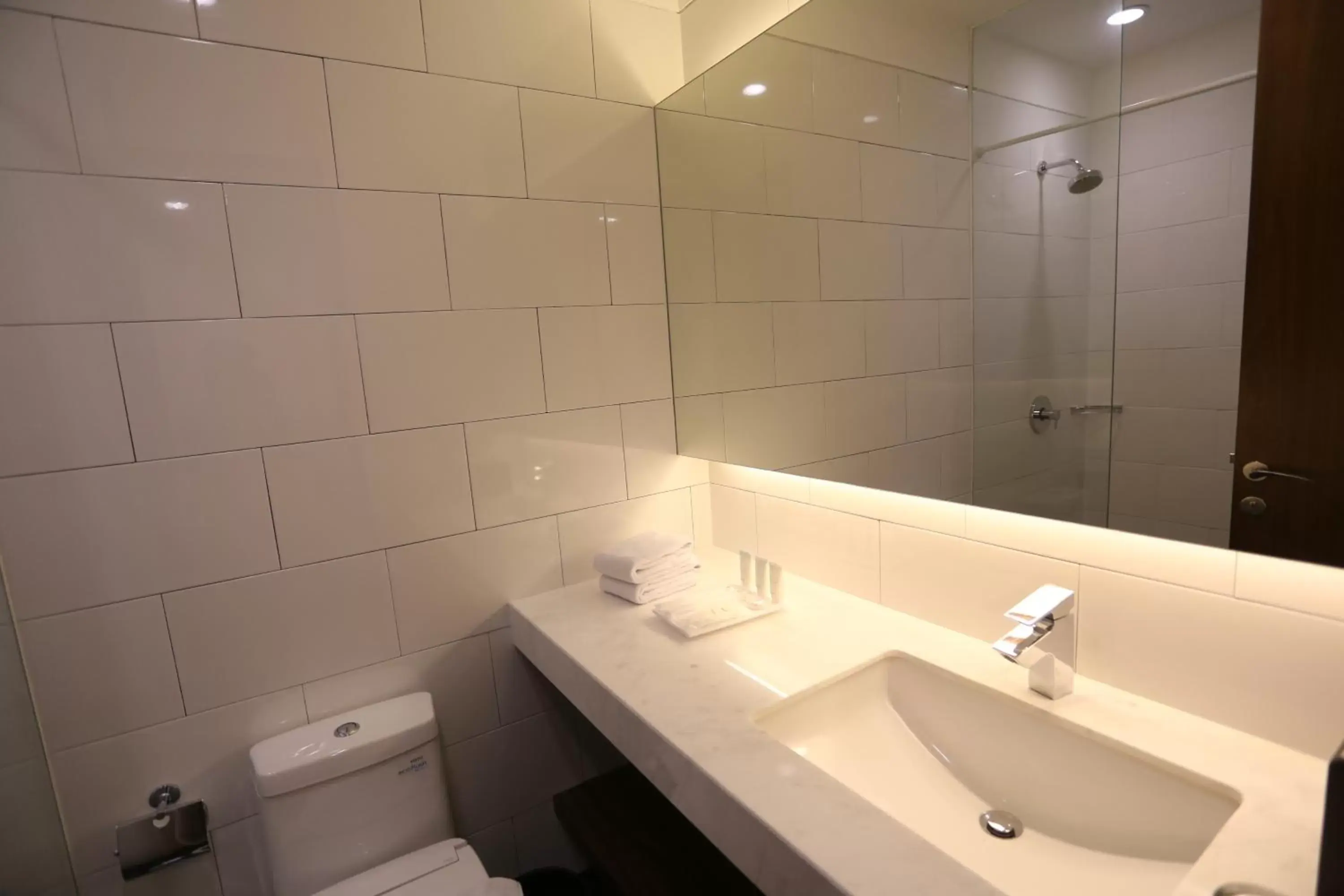 Bathroom in Veranda Serviced Residence Puri
