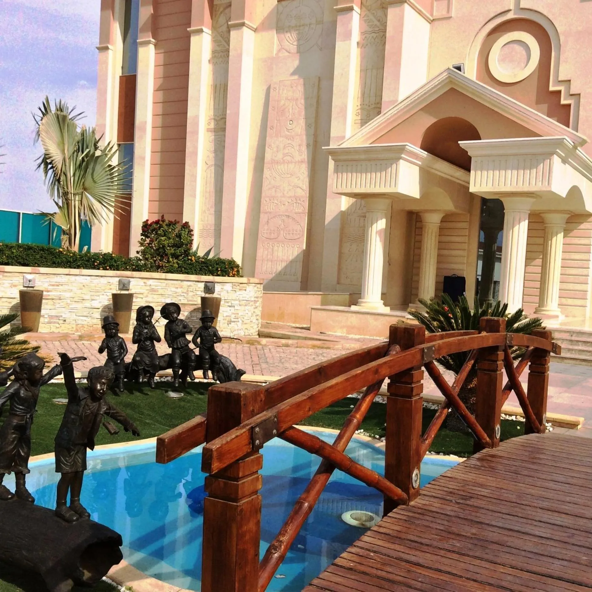 Decorative detail in Xperience Sea Breeze Resort