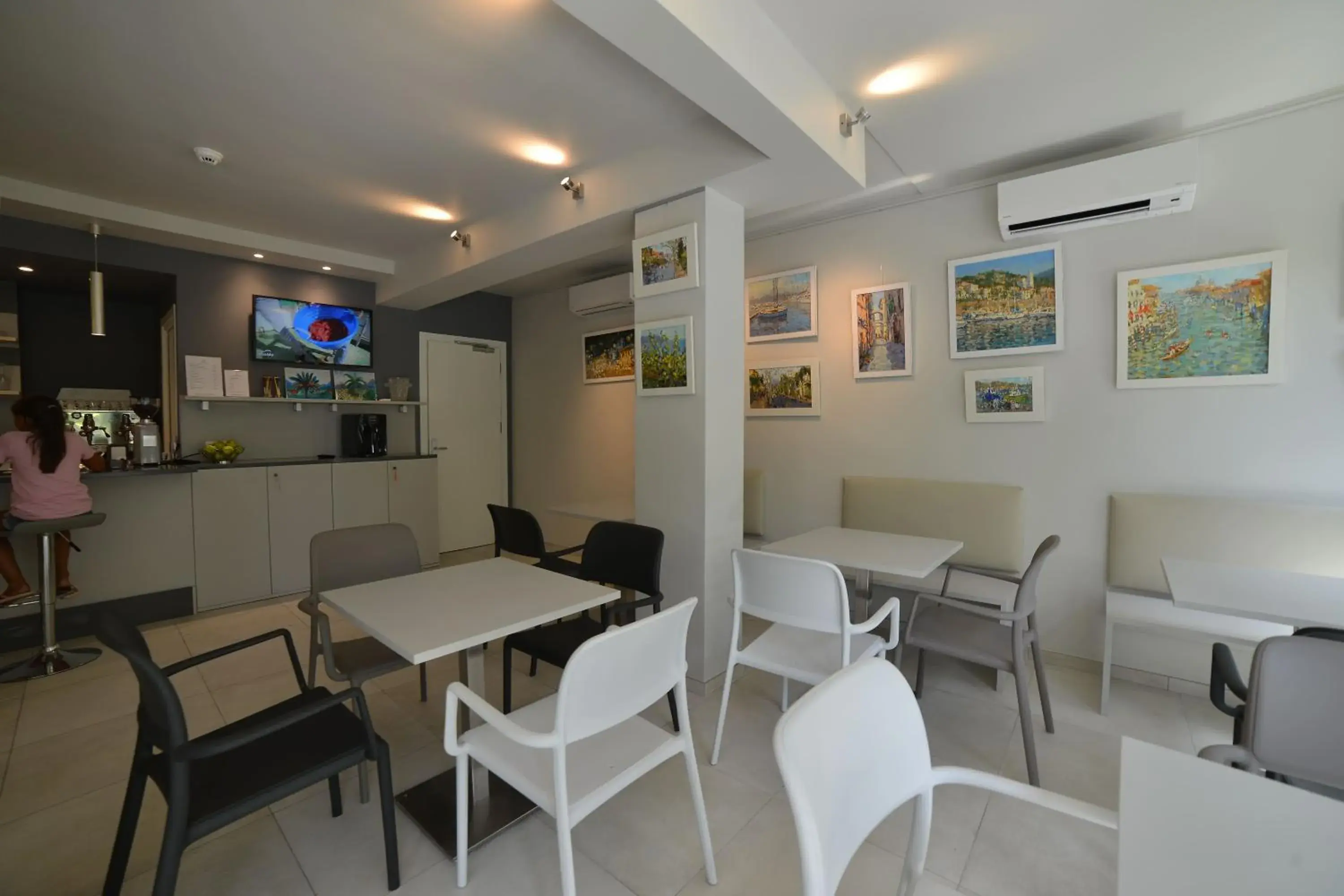 Lounge or bar, Restaurant/Places to Eat in Hotel Villa MIKI