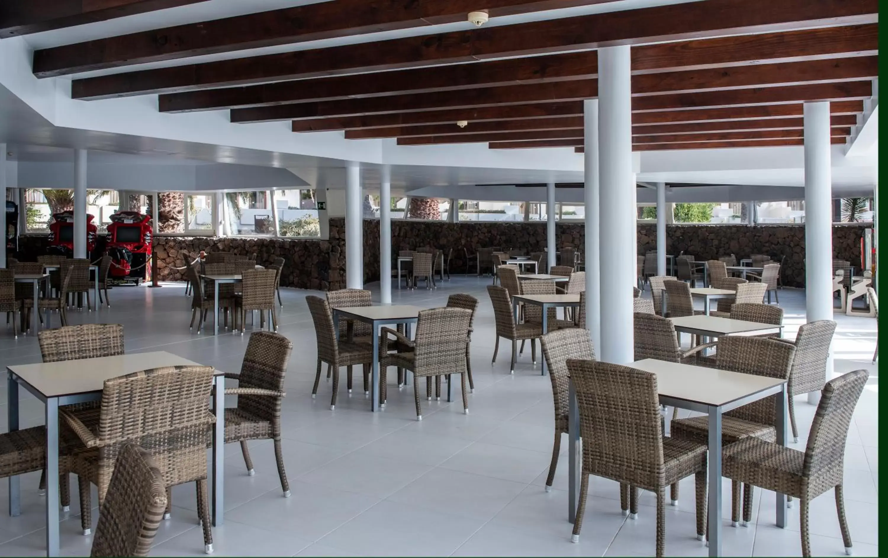 Lounge or bar, Restaurant/Places to Eat in Los Zocos Impressive Lanzarote