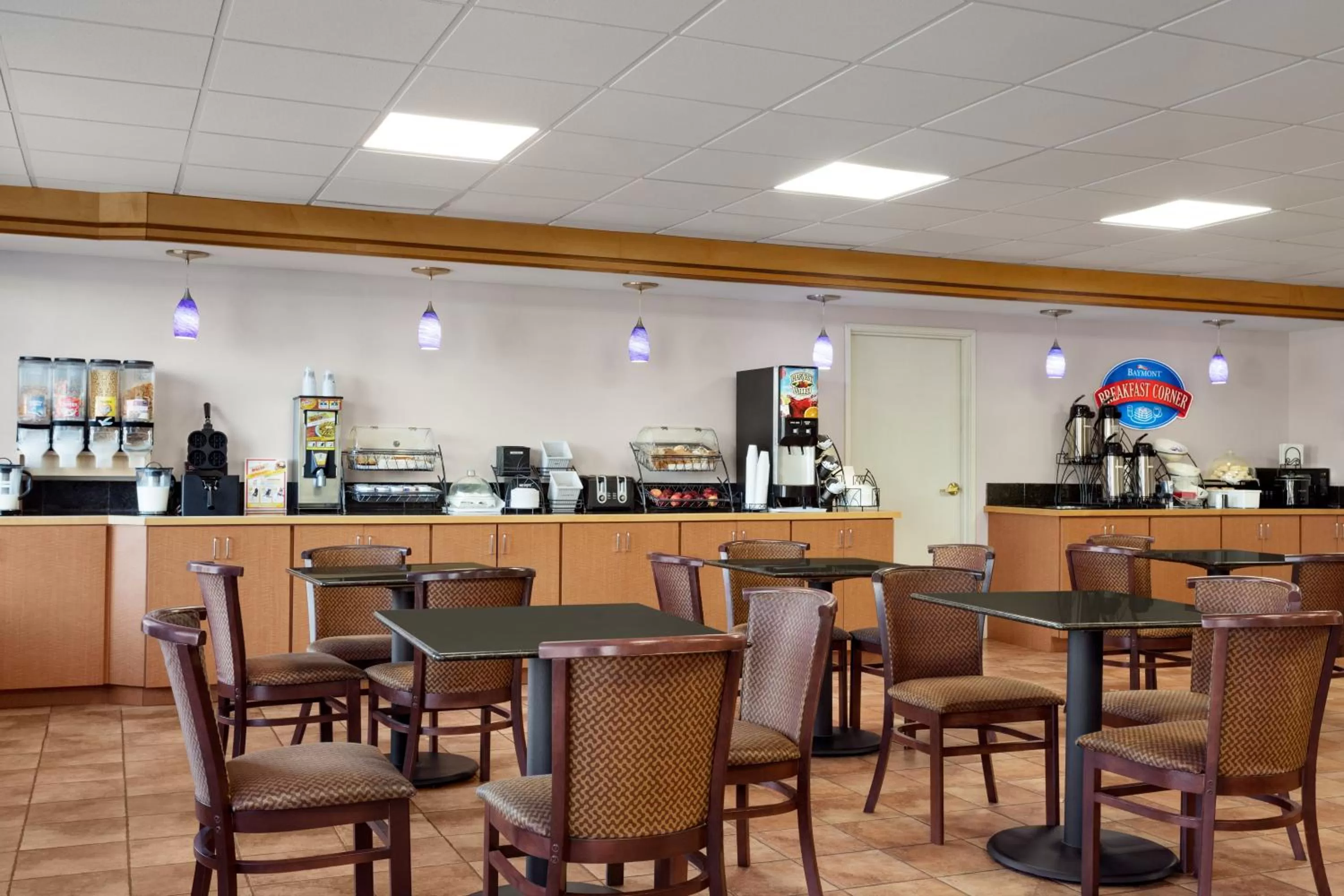 Continental breakfast in Baymont by Wyndham Elizabethtown