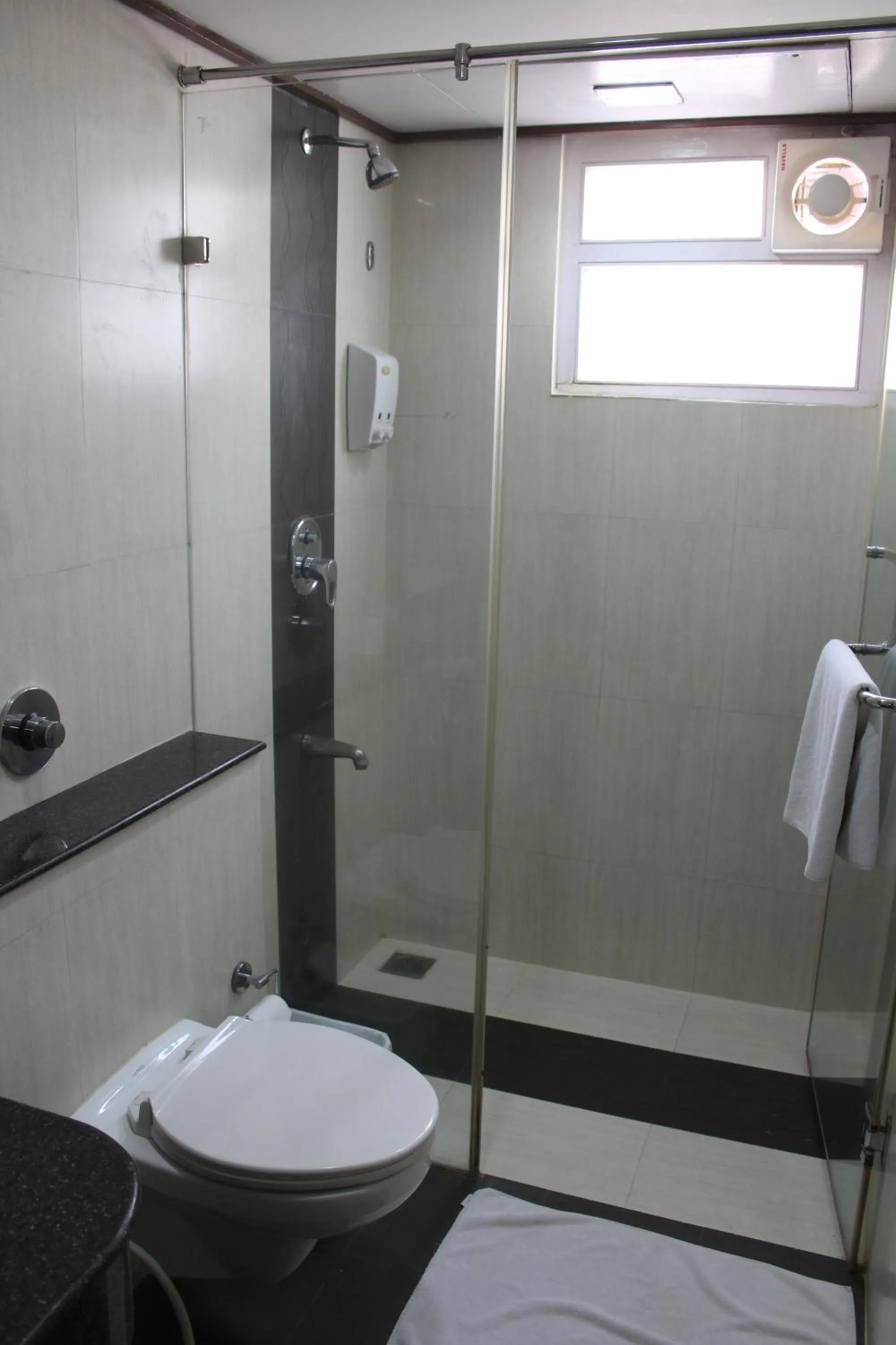 Bathroom in The Lotus Apartment Hotel, Venkatraman Street