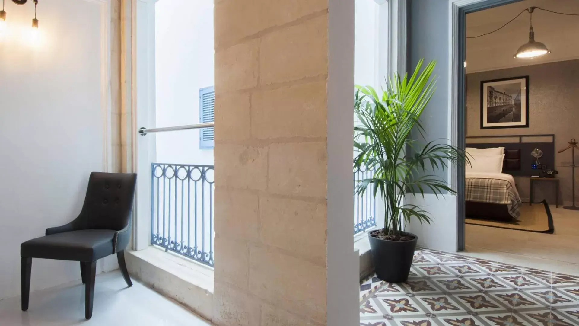 Property building in AX The Saint John Property building in AX The Saint John