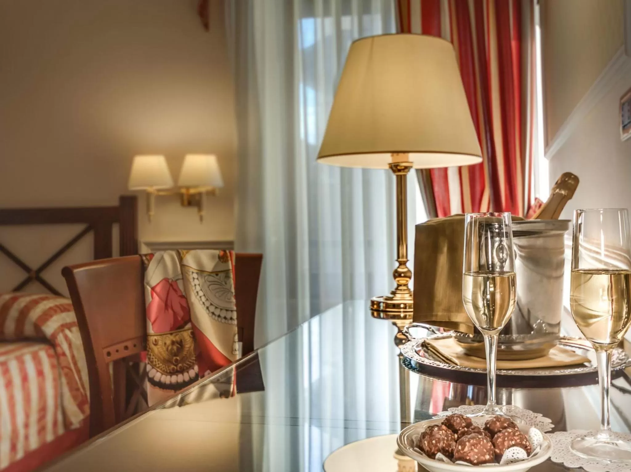 Drinks in Palazzo Cardinal Cesi