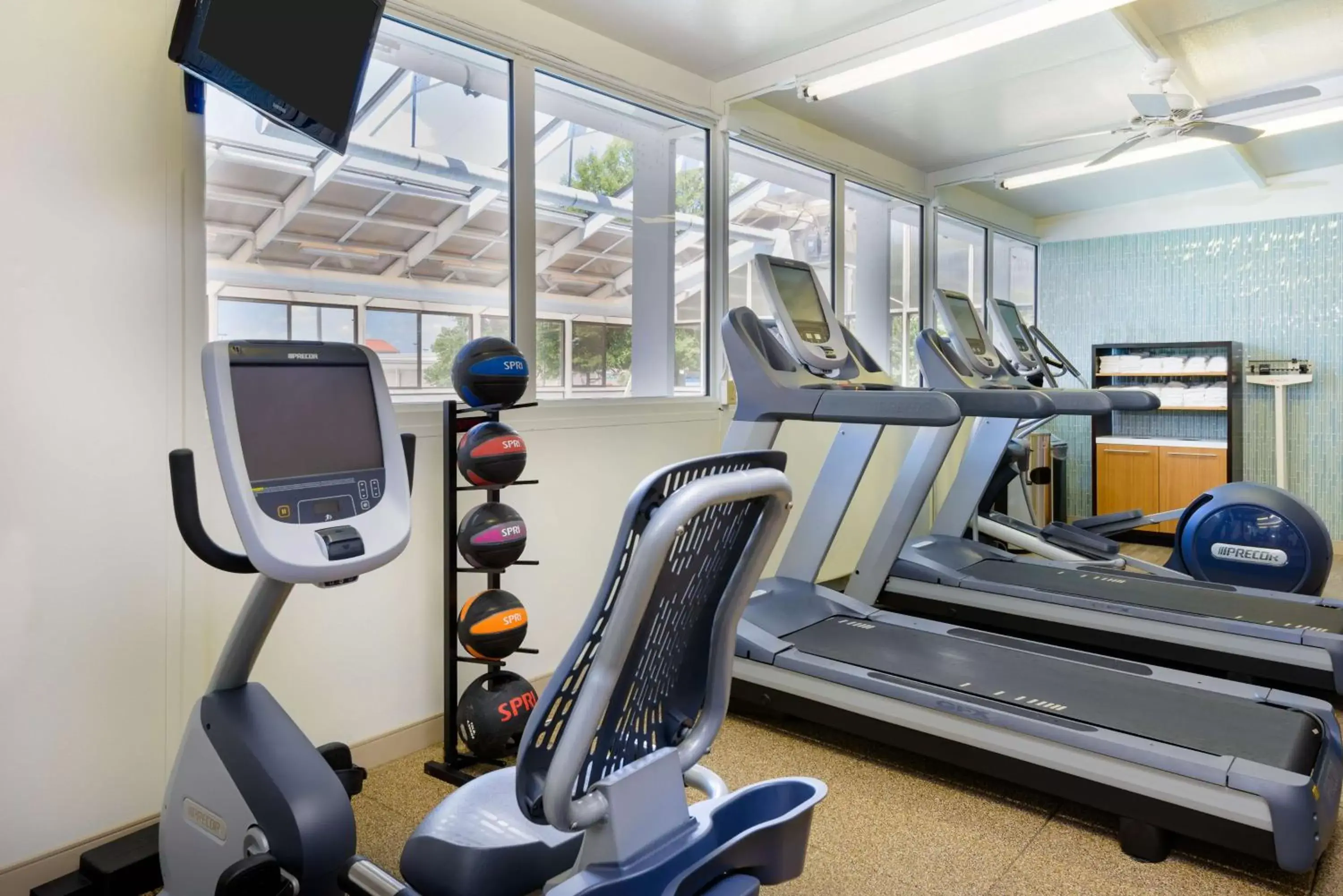 Fitness centre/facilities, Fitness Center/Facilities in DoubleTree by Hilton Hotel Richmond - Midlothian
