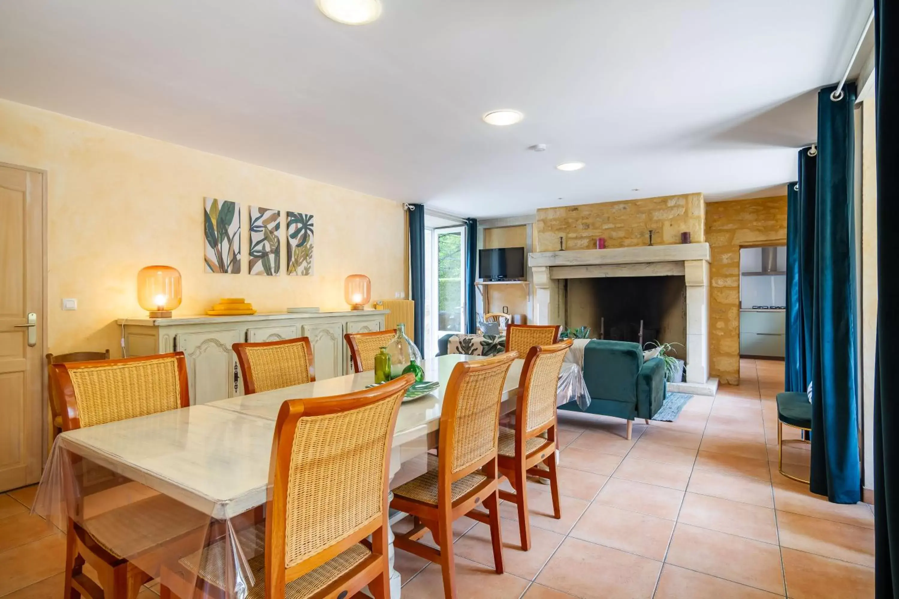 Living room, Dining Area in Le Clos Vallis