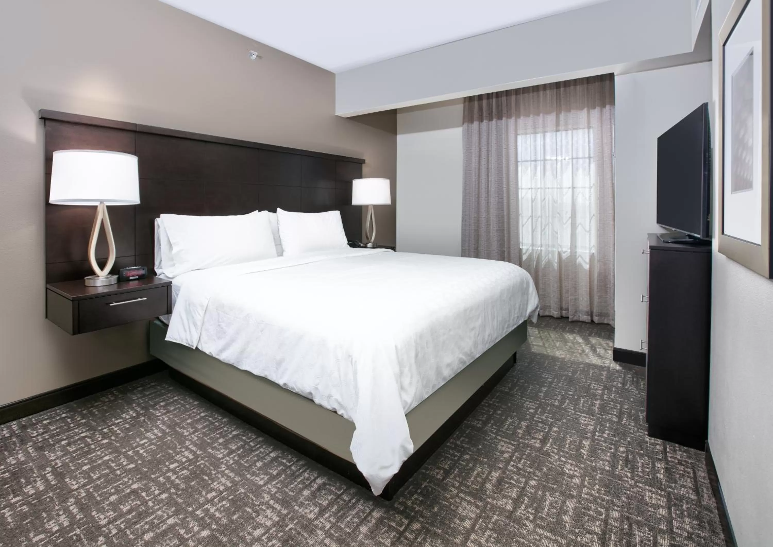 Bed in Staybridge Suites Plano - Richardson Area by IHG