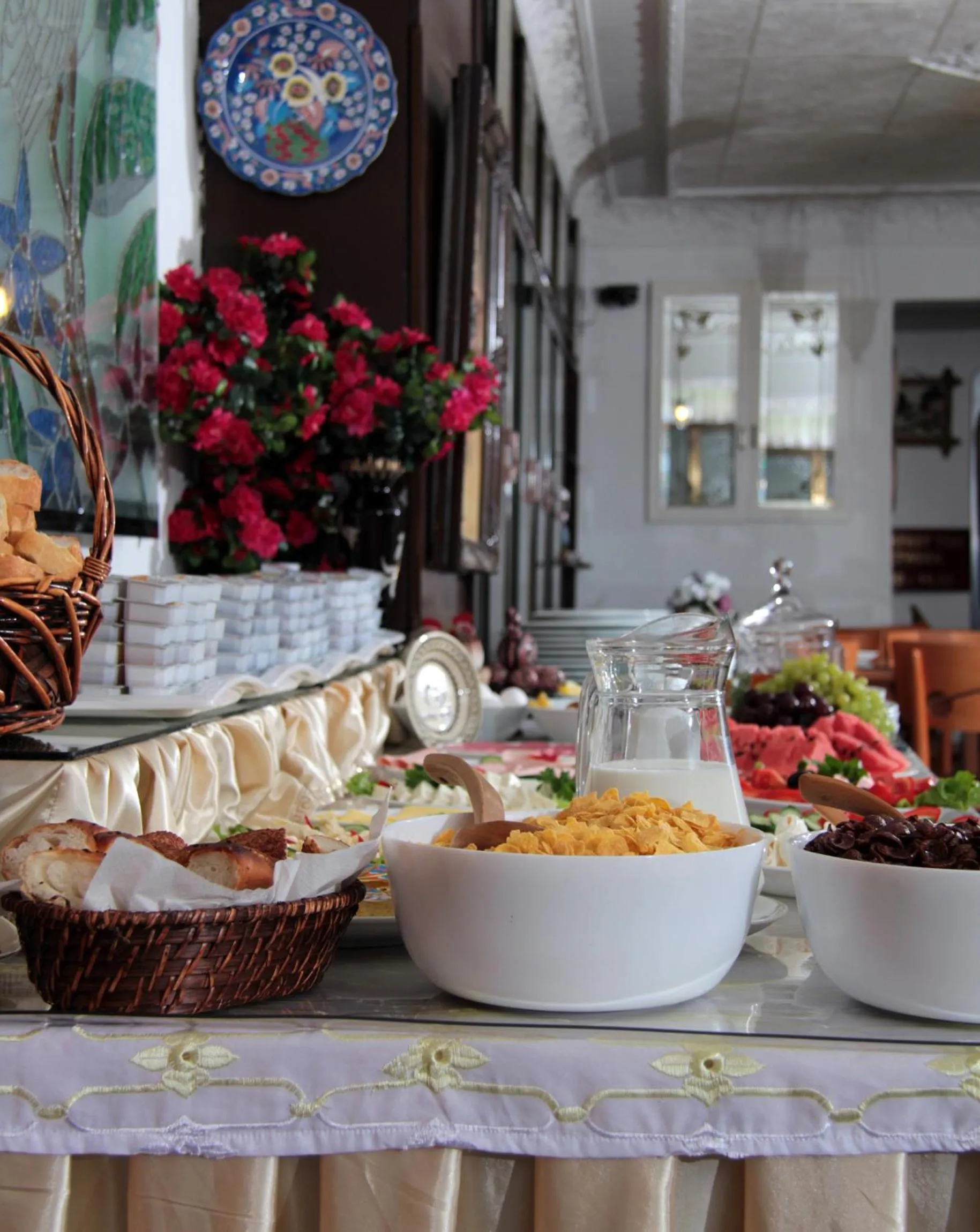 Restaurant/places to eat in Hotel Nezih Istanbul