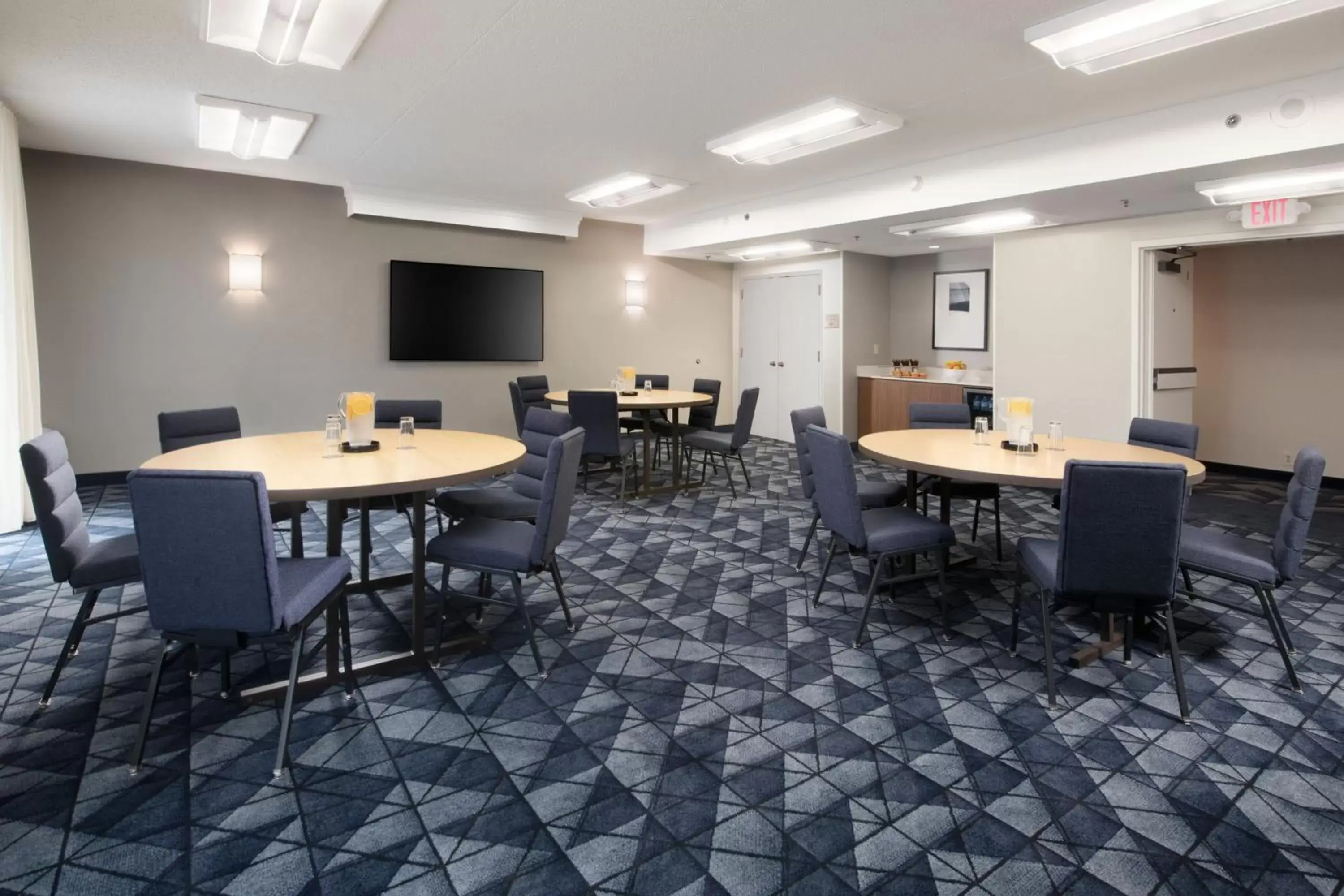 Meeting/conference room in Courtyard by Marriott Dallas Plano Parkway at Preston Road