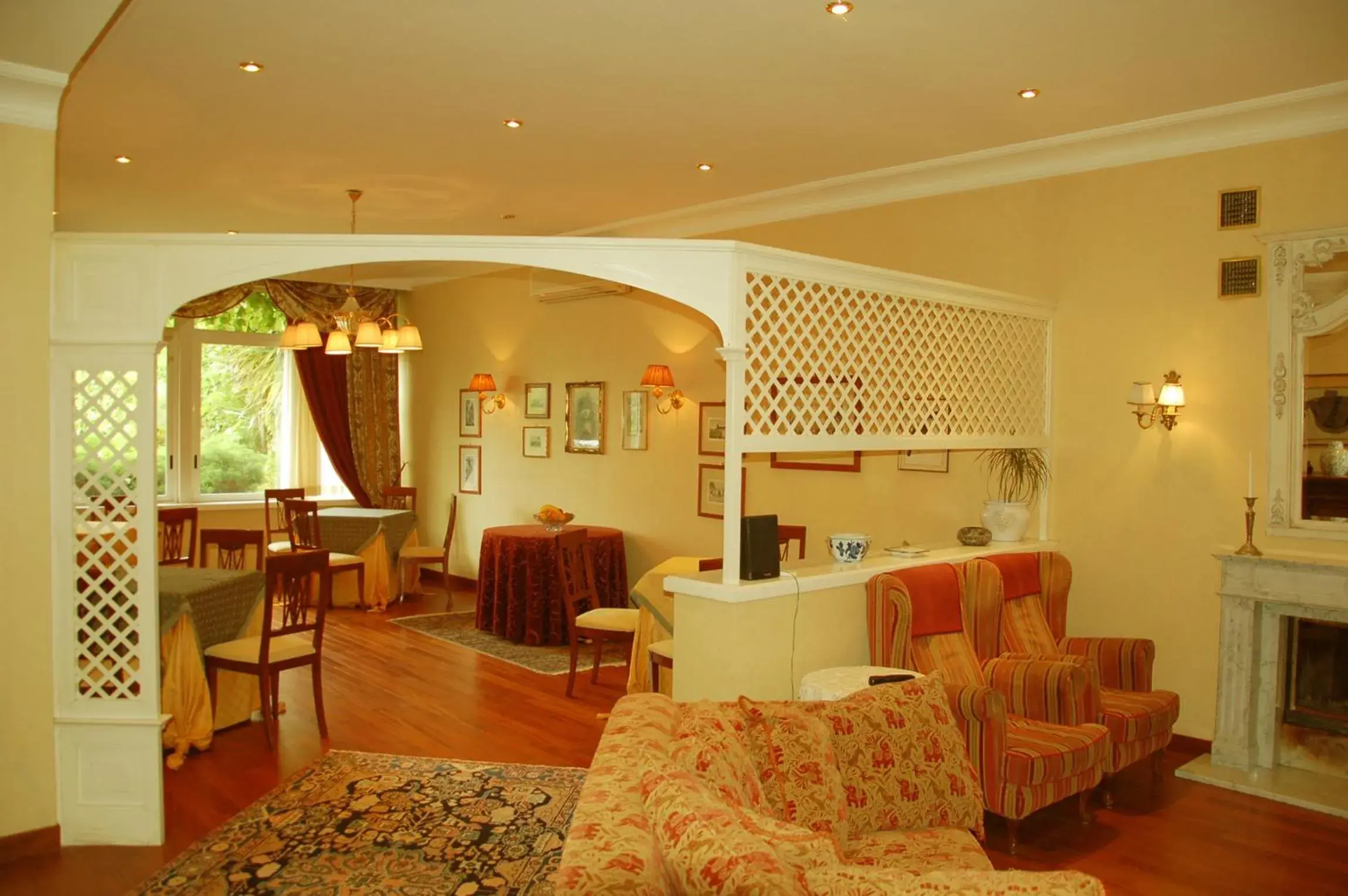 Decorative detail, Seating Area in Hotel La Culla Del Lago