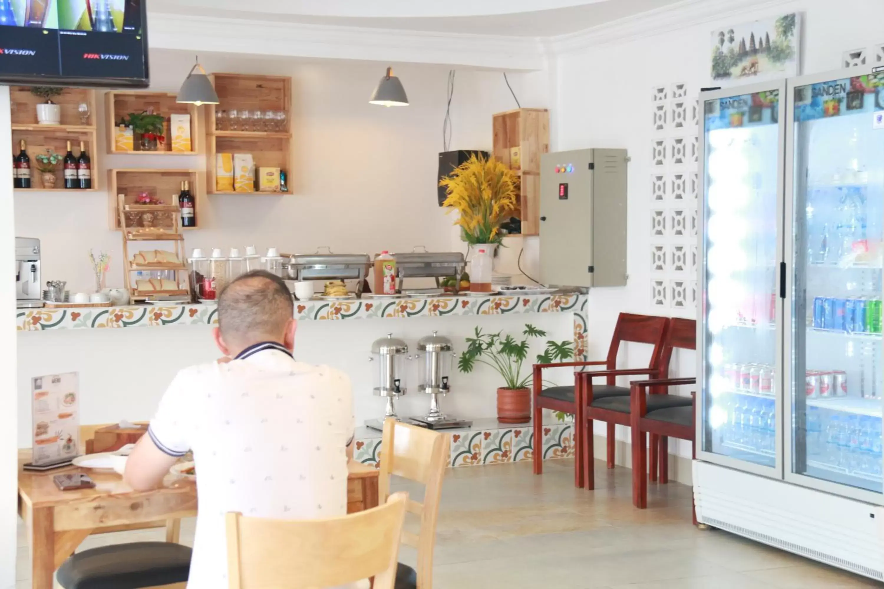 Restaurant/places to eat in White Corner Hotel Restaurant/places to eat in White Corner Hotel