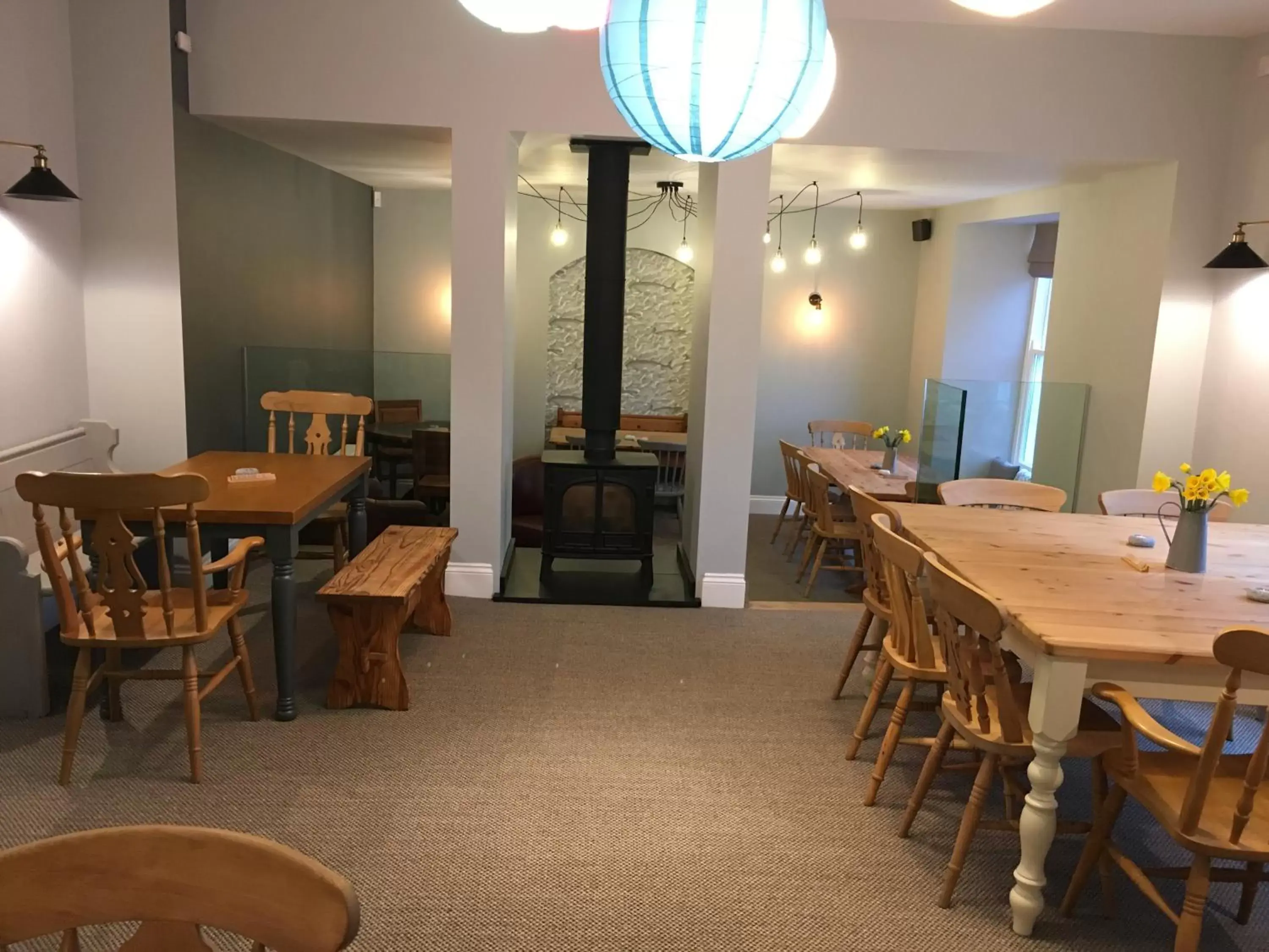 Restaurant/Places to Eat in Portreath Arms