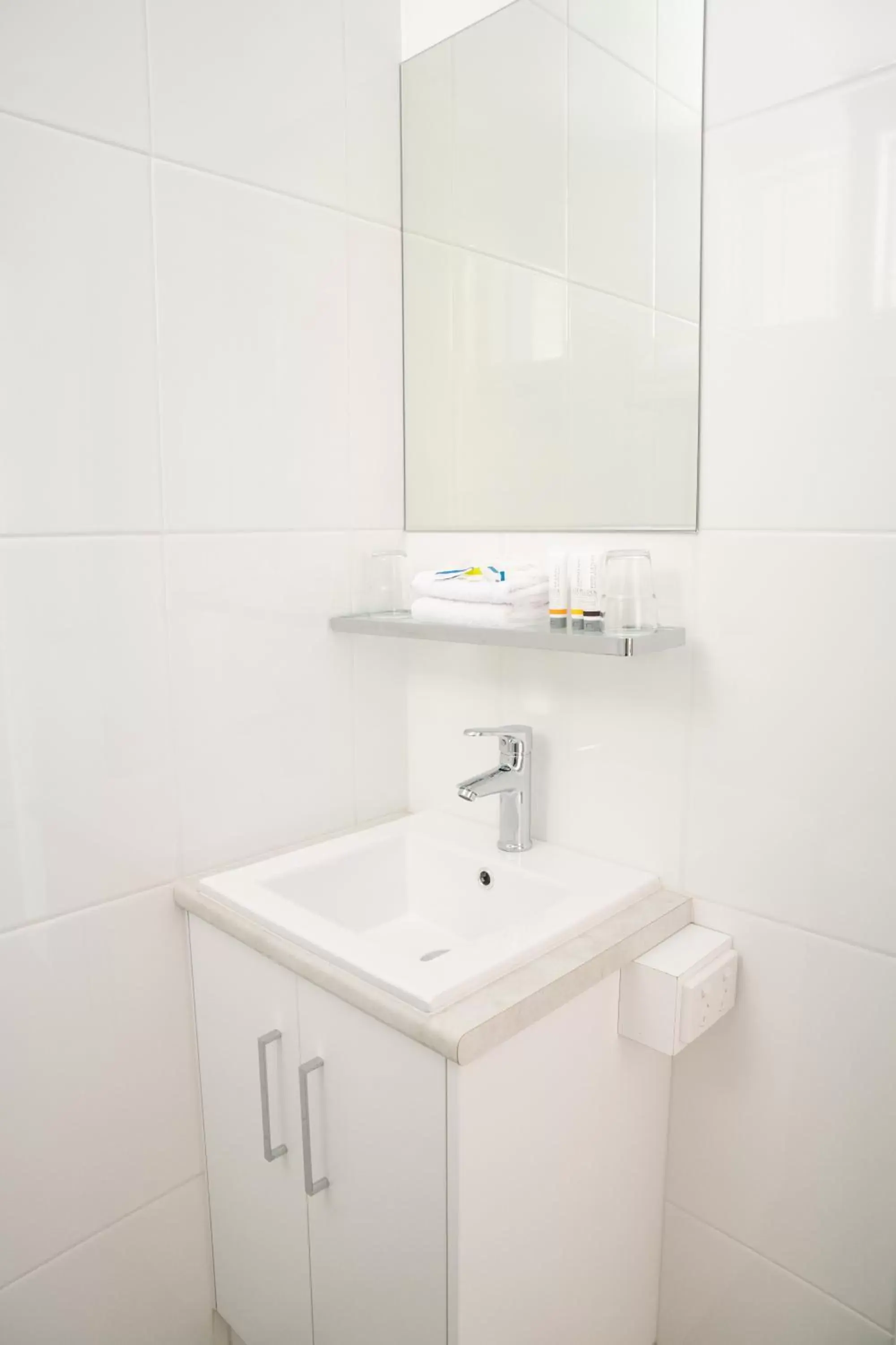 Bathroom in Econo Lodge Mildura