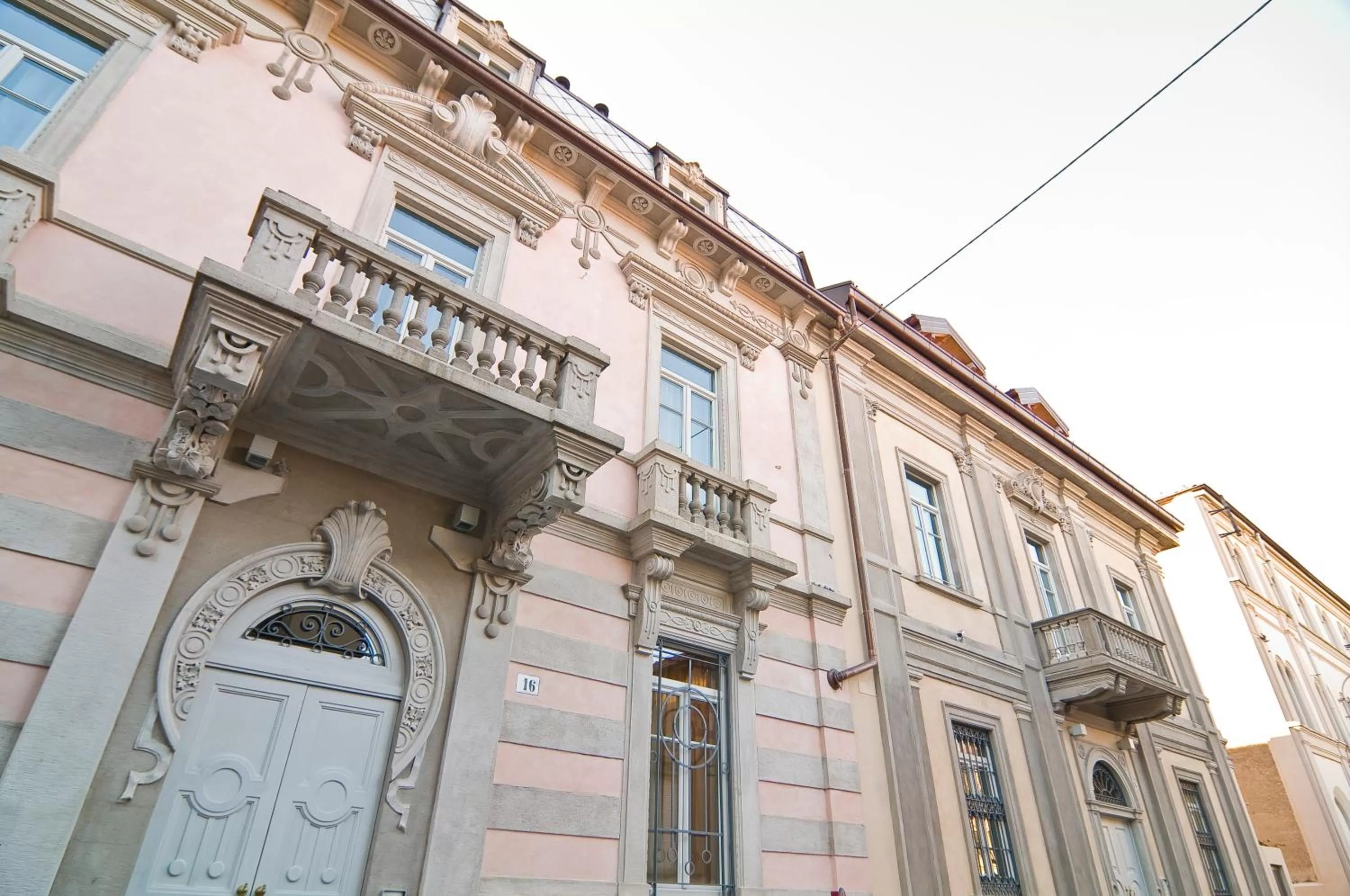 Facade/entrance in Hotel Di Varese