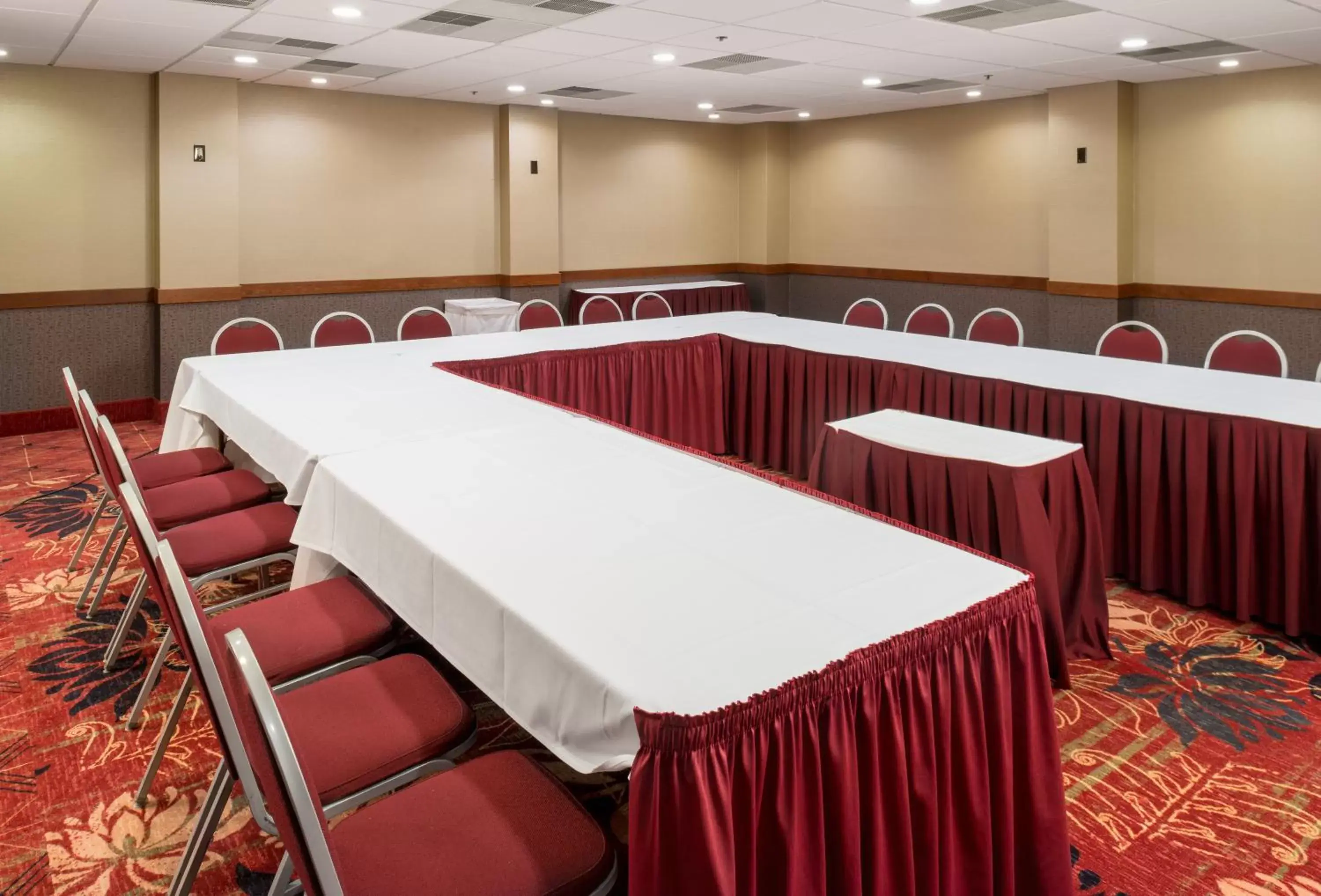 Meeting/conference room, Business Area/Conference Room in Salt Lake Plaza Hotel SureStay Collection by Best Western