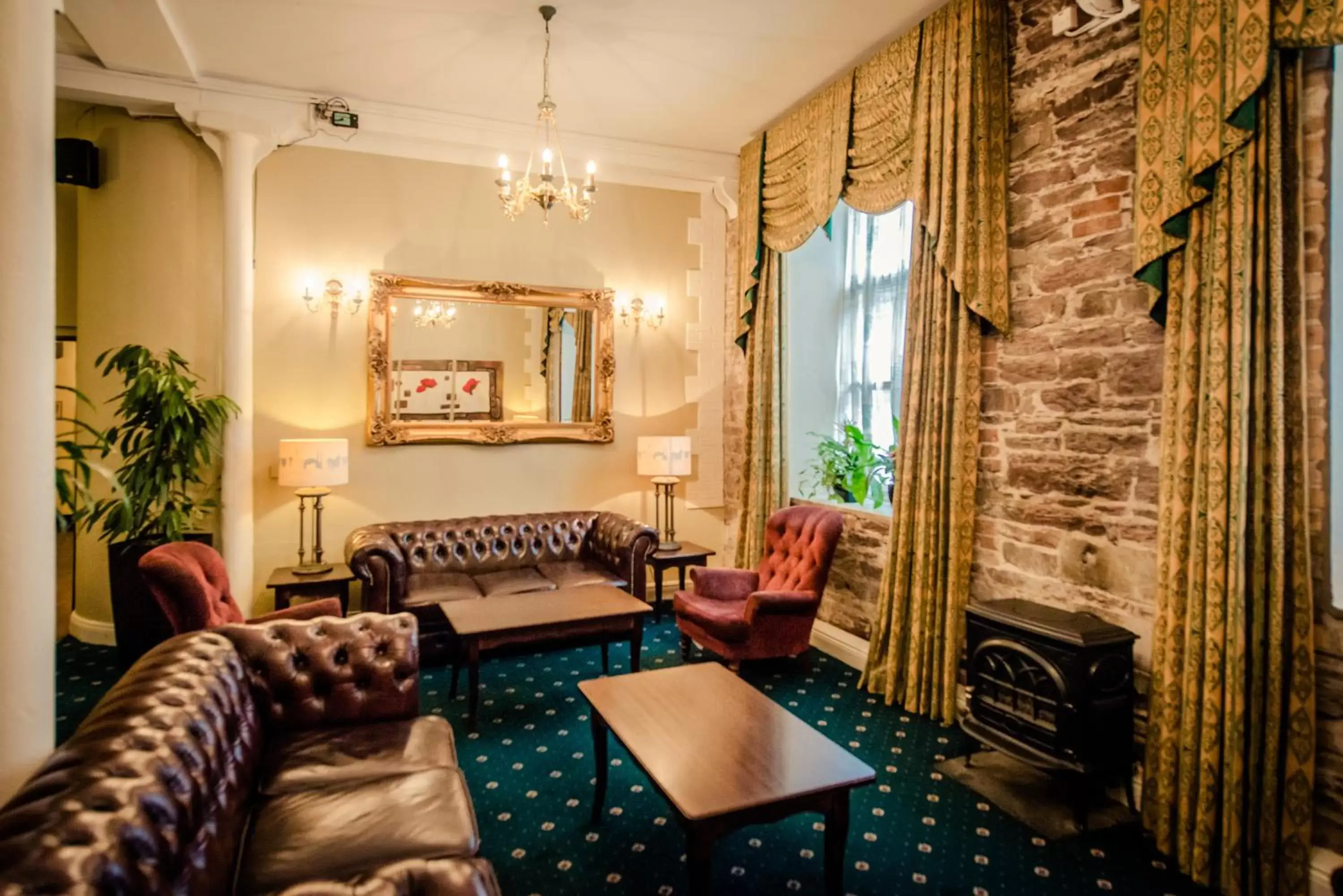 Lobby or reception, Seating Area in Hotel Isaacs Cork City